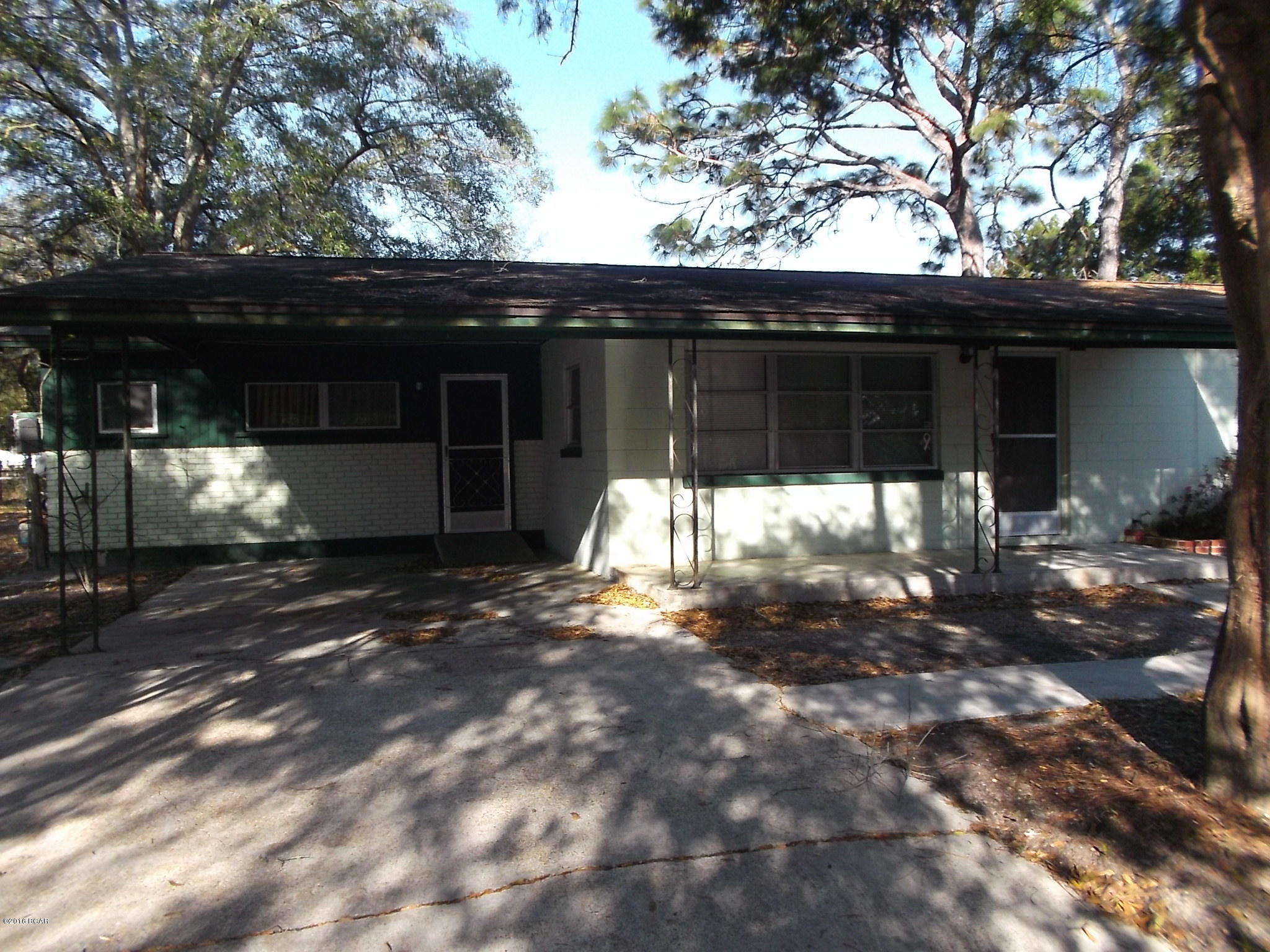 Register, E.B. 2nd - Residential Lease