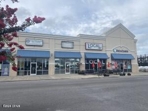 St A B Dev Co - Commercial Lease