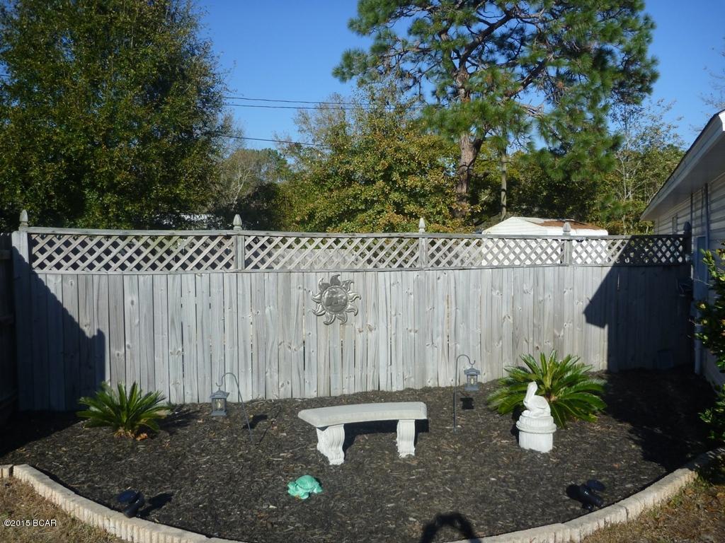 Brittany Woods Park - Residential Lease