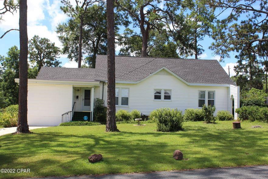 'CURRENTLY UNDER CONTRACT, SELLER ACCEPTING BACKUP OFFERS' This home has seen a lot of history and made a lot of family memories. Time for new memories to be made. Very spacious home in the heart of Bonifay. Large corner lot (.642 acre) with HWY 79 frontage. 2 bedrooms 2 baths. Very large den could be converted to a 3rd bedroom. Nice sunroom to enjoy your morning coffee. Large detached garage/workshop. Relax and enjoy the small town charm of Bonifay.