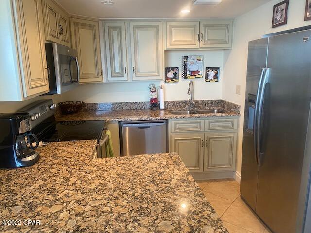 Sunbird Condo - Residential