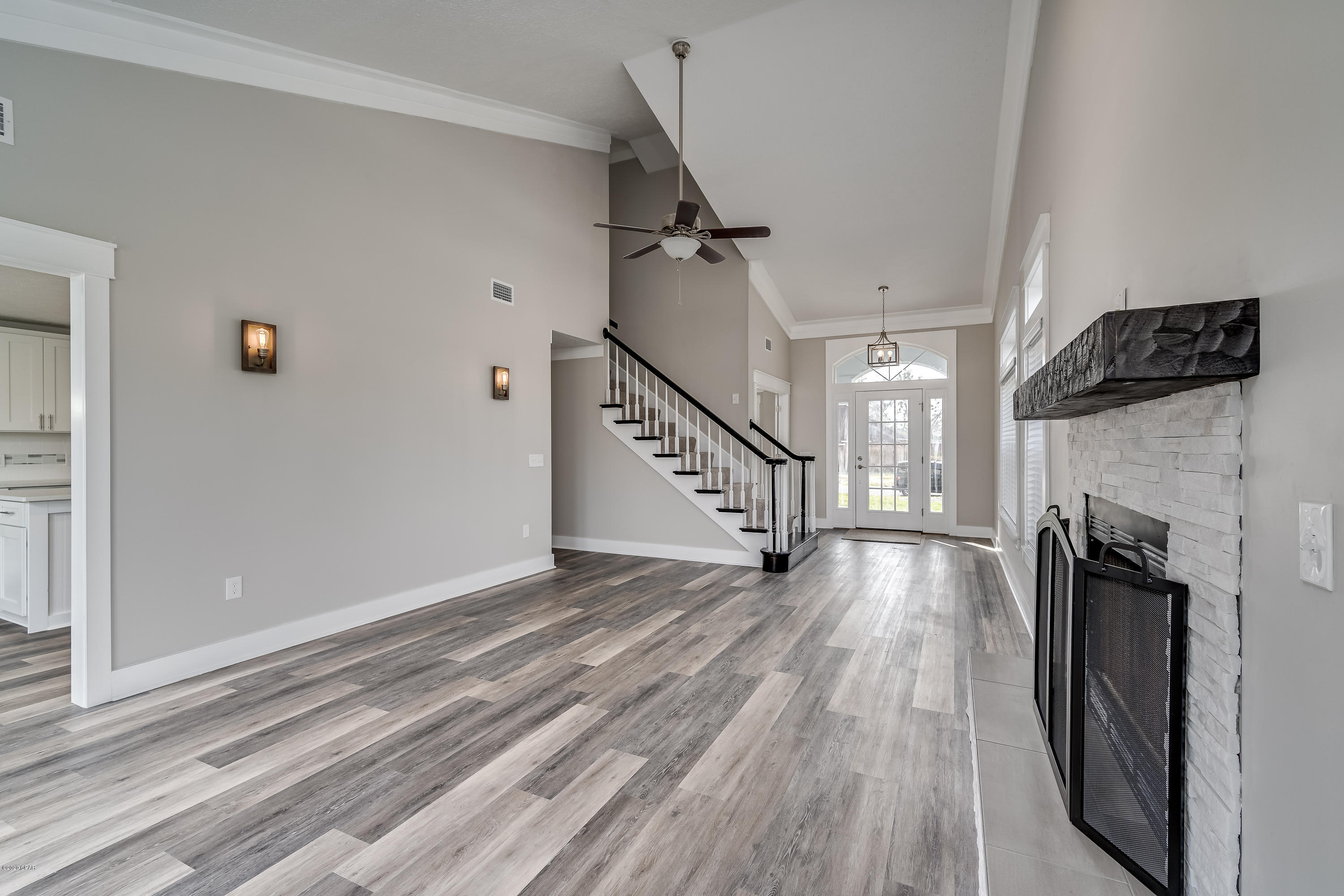 Country Club Harbour Estates - Residential