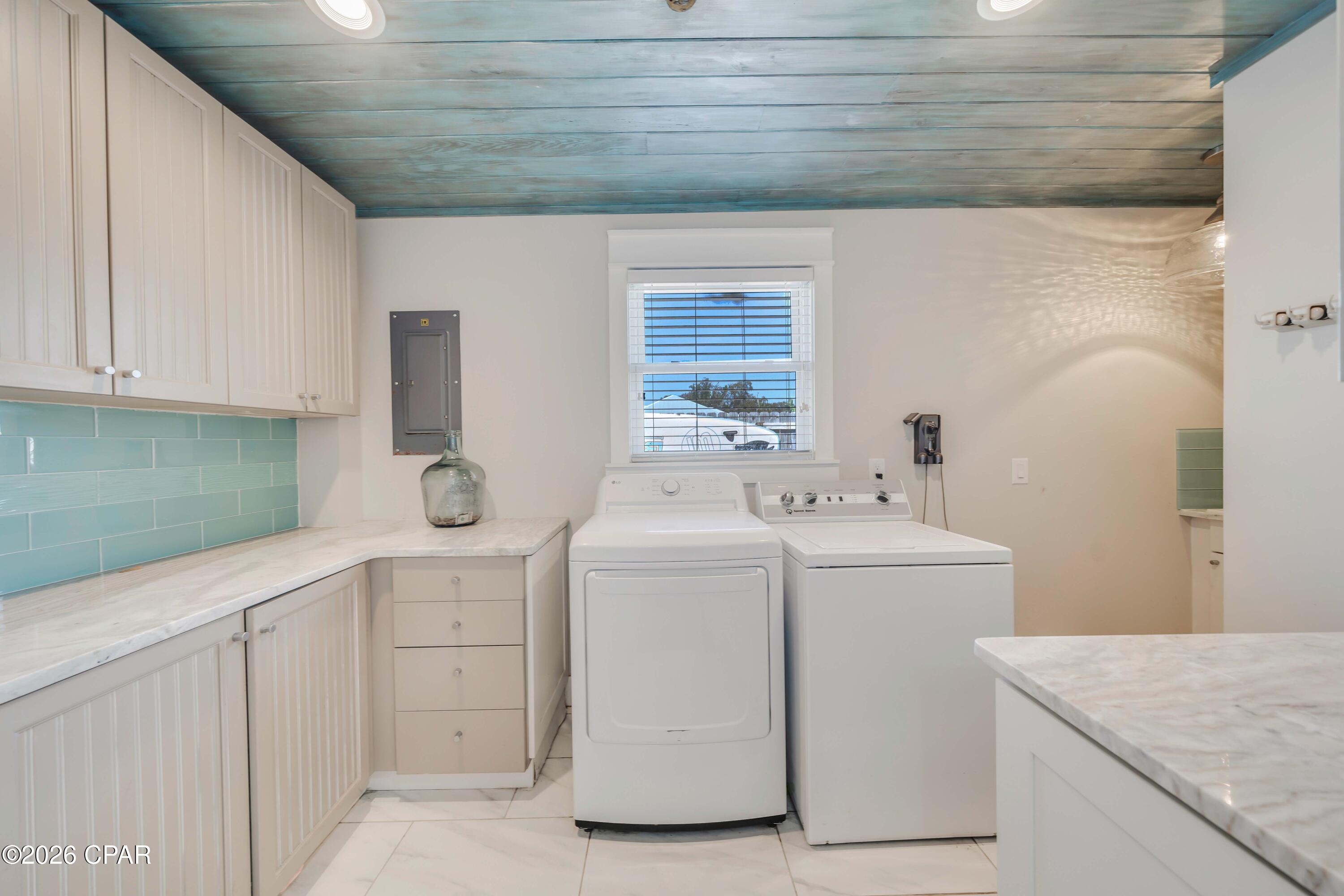 Island View Estates - Residential