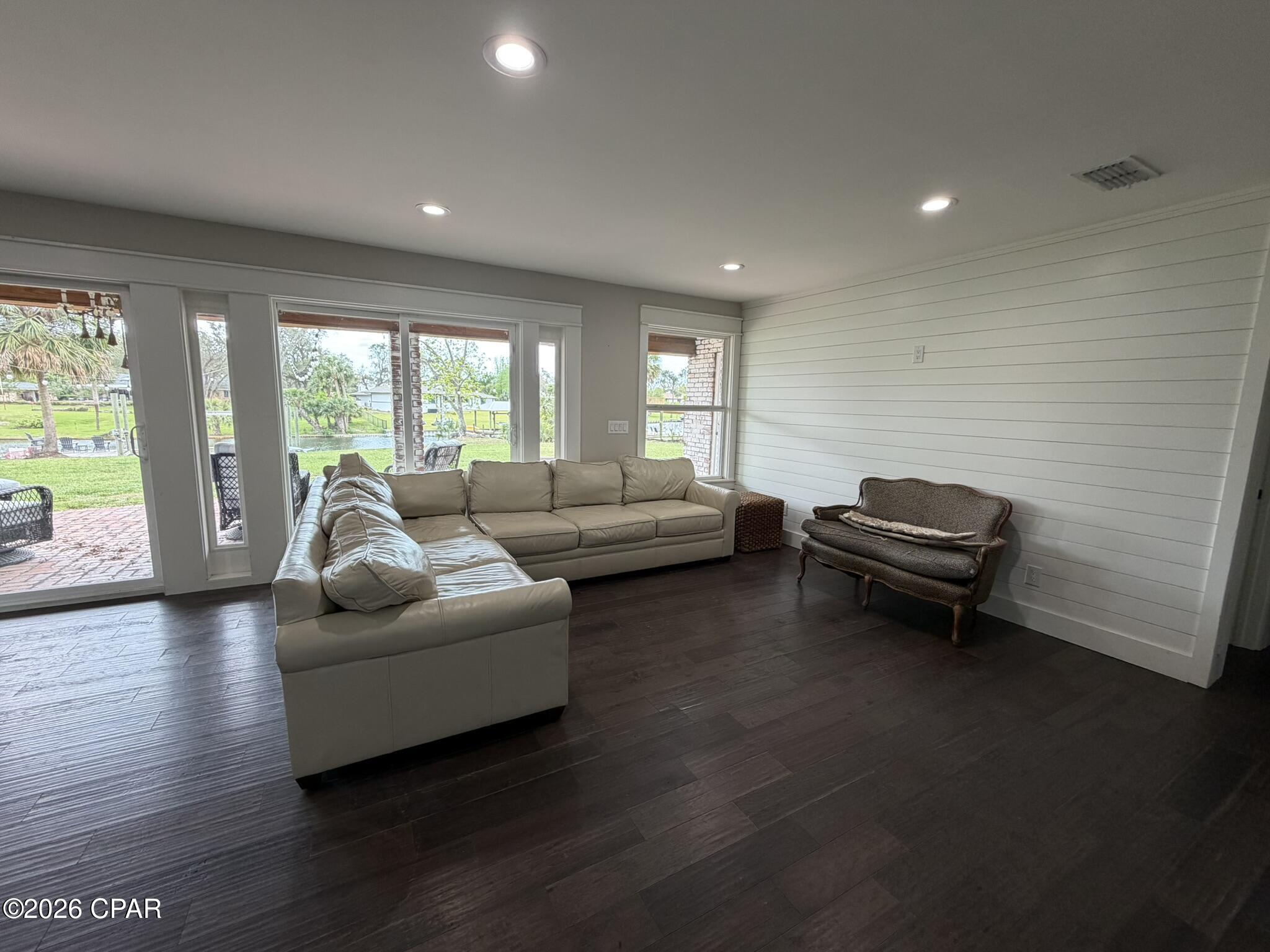 Island View Estates - Residential