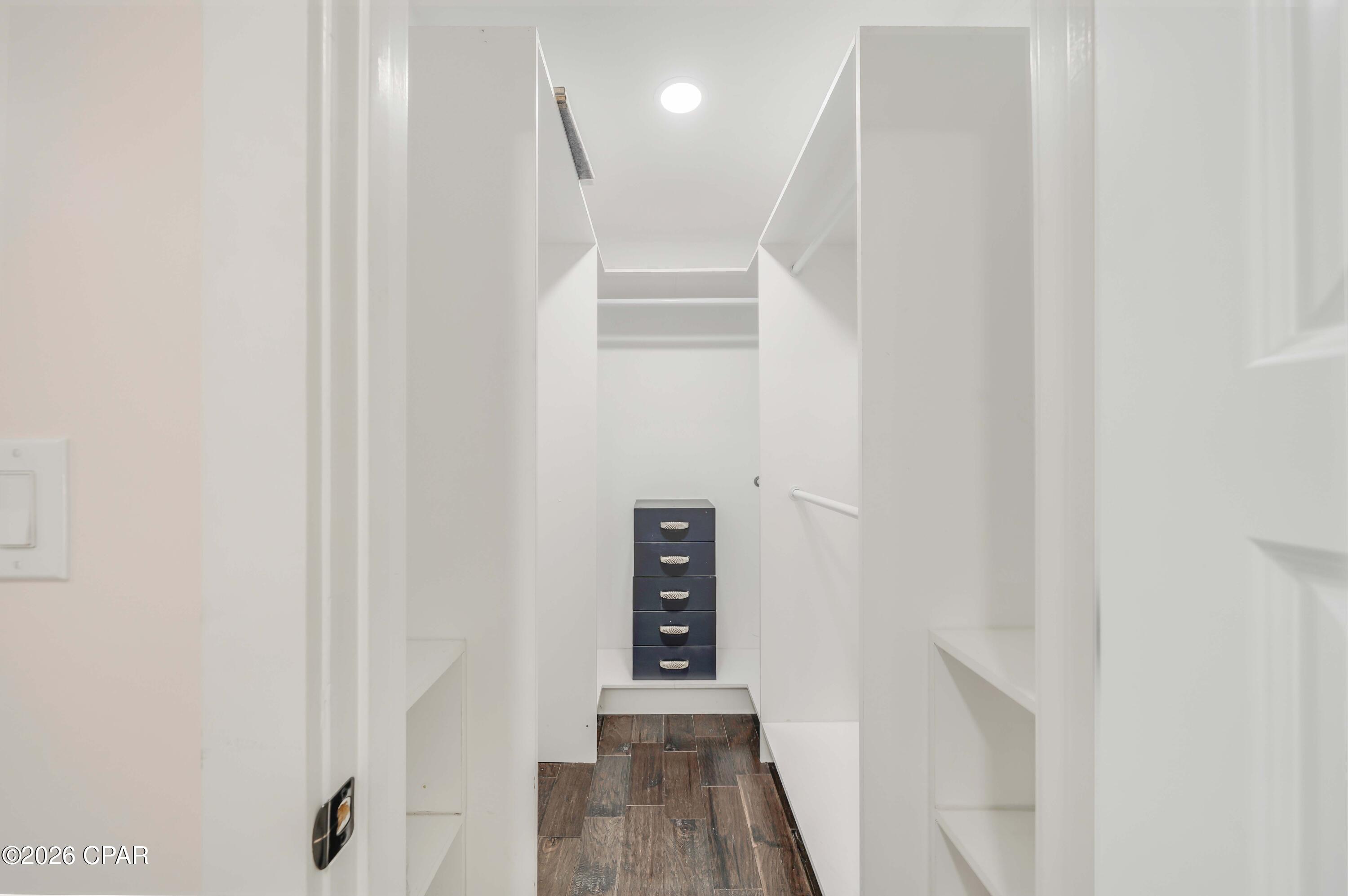 Island View Estates - Residential