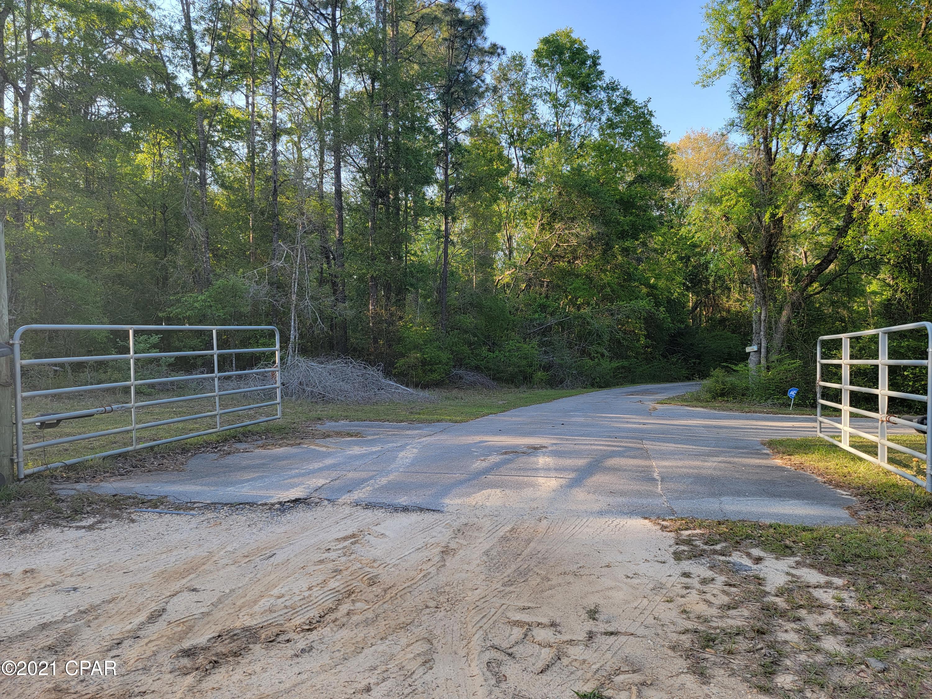 [No Recorded Subdiv] - Residential