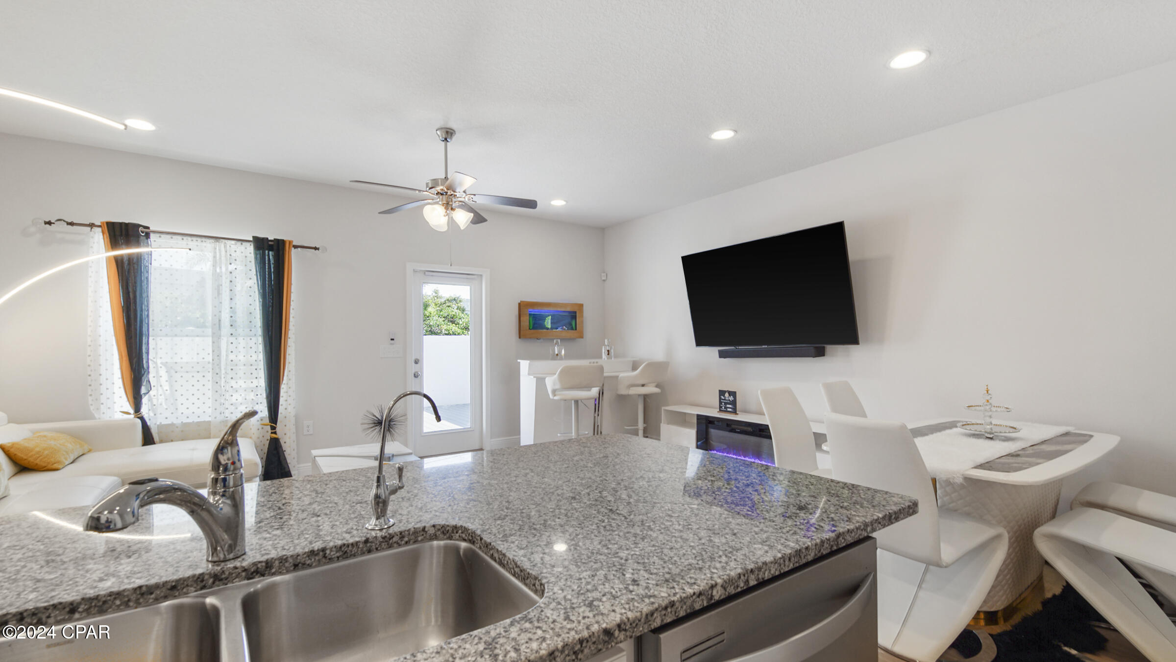 Hathaway Townhomes - Residential