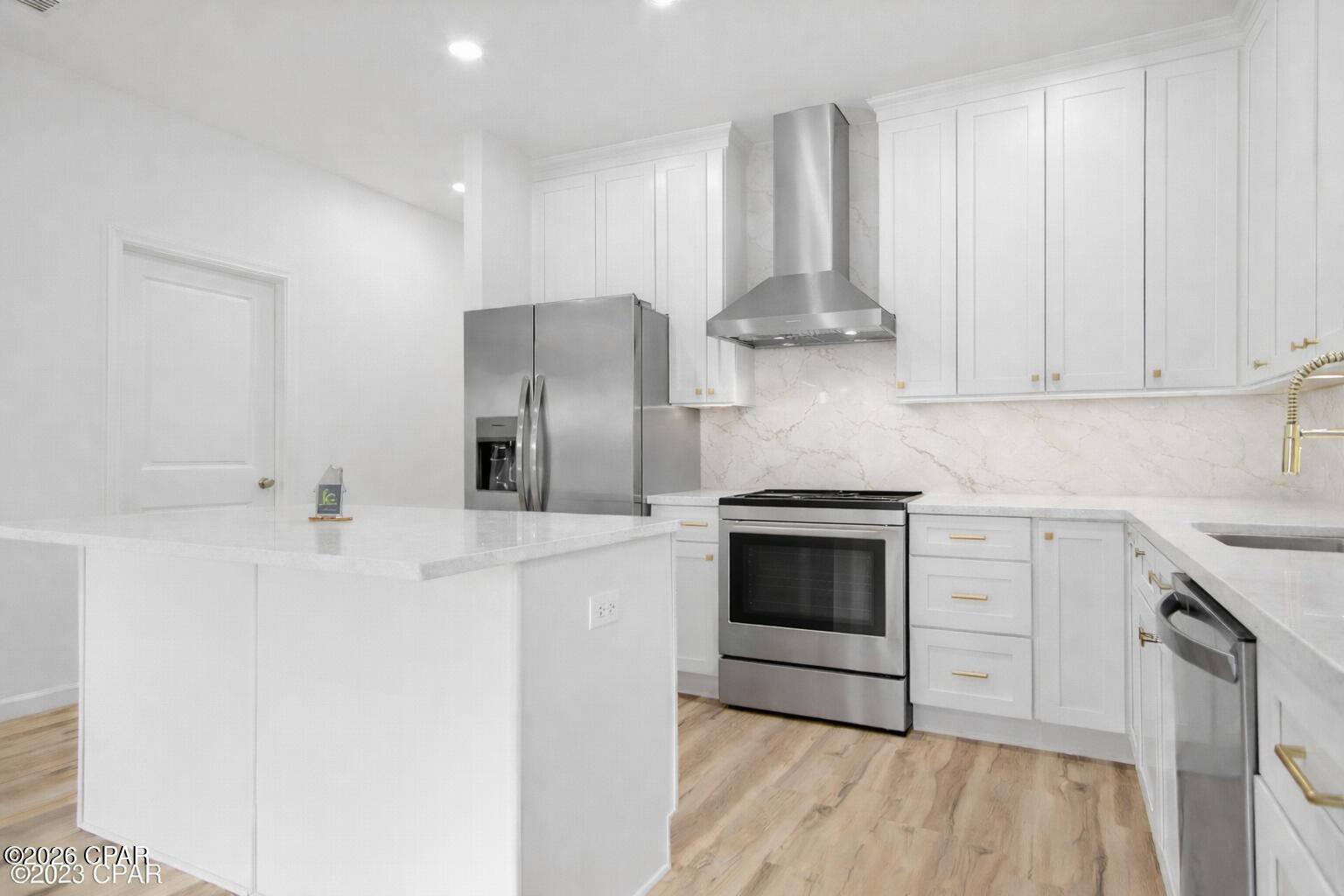 [No Recorded Subdiv] - Residential