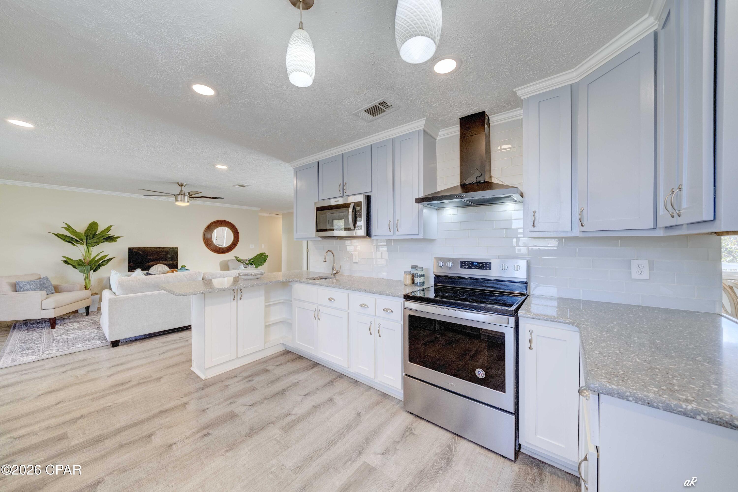 Kiska Beach - Residential