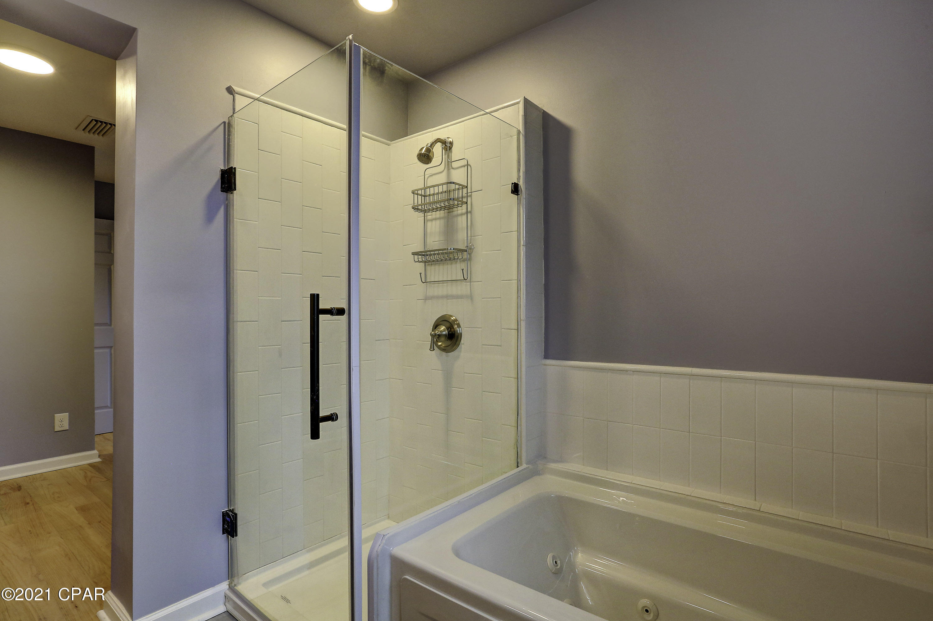 Hentz 1st Add Unit B - Residential