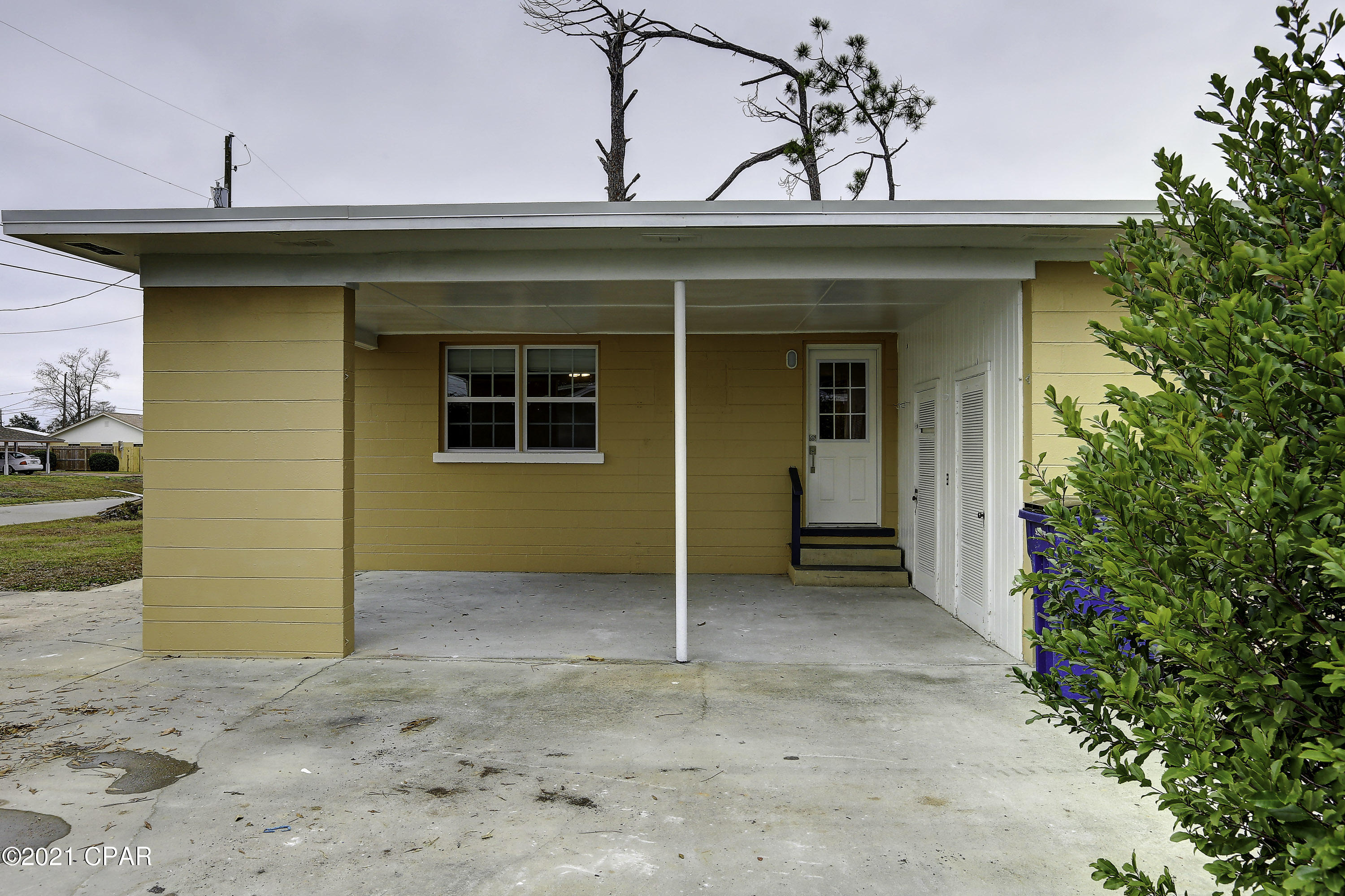 Hentz 1st Add Unit B - Residential