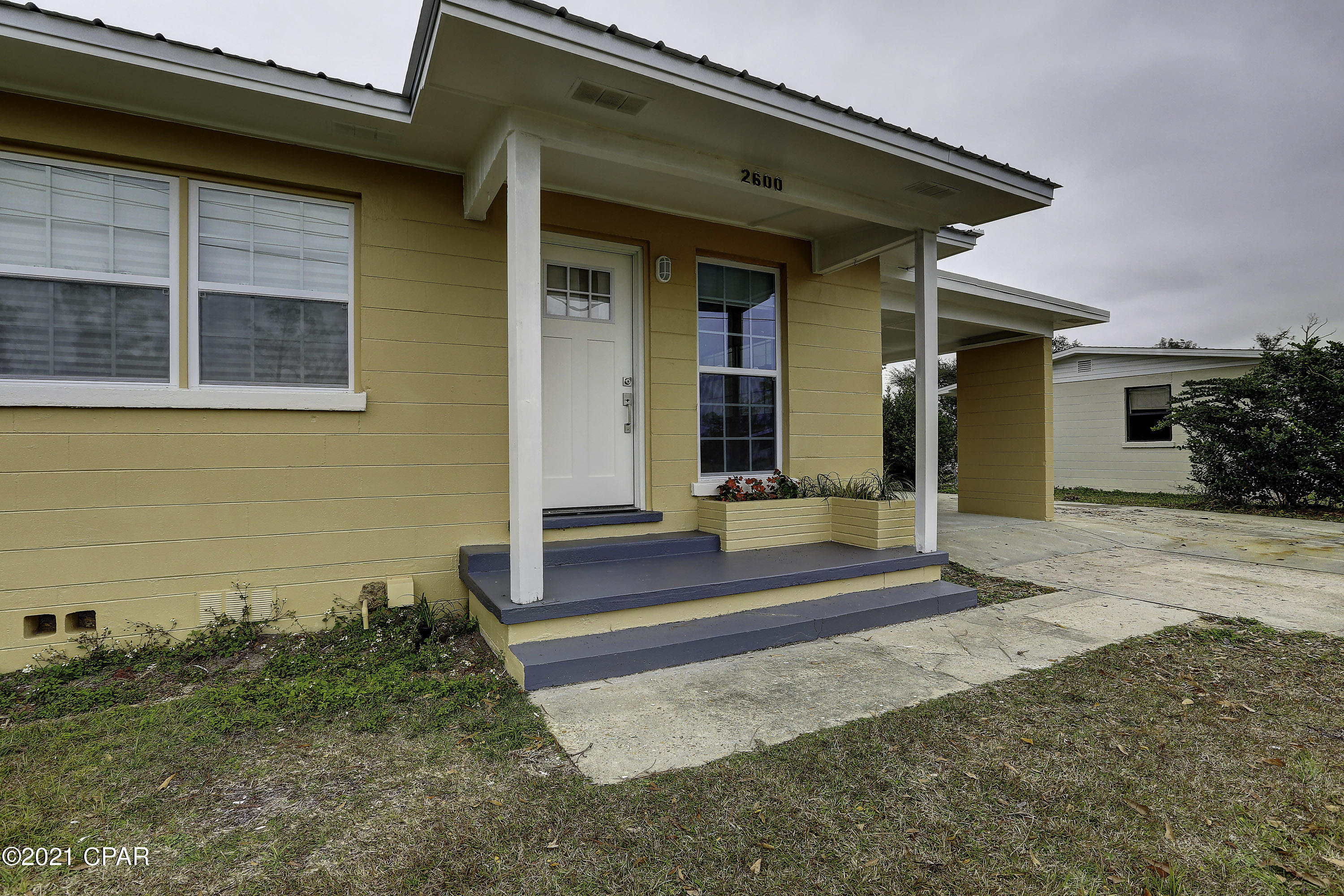 Hentz 1st Add Unit B - Residential