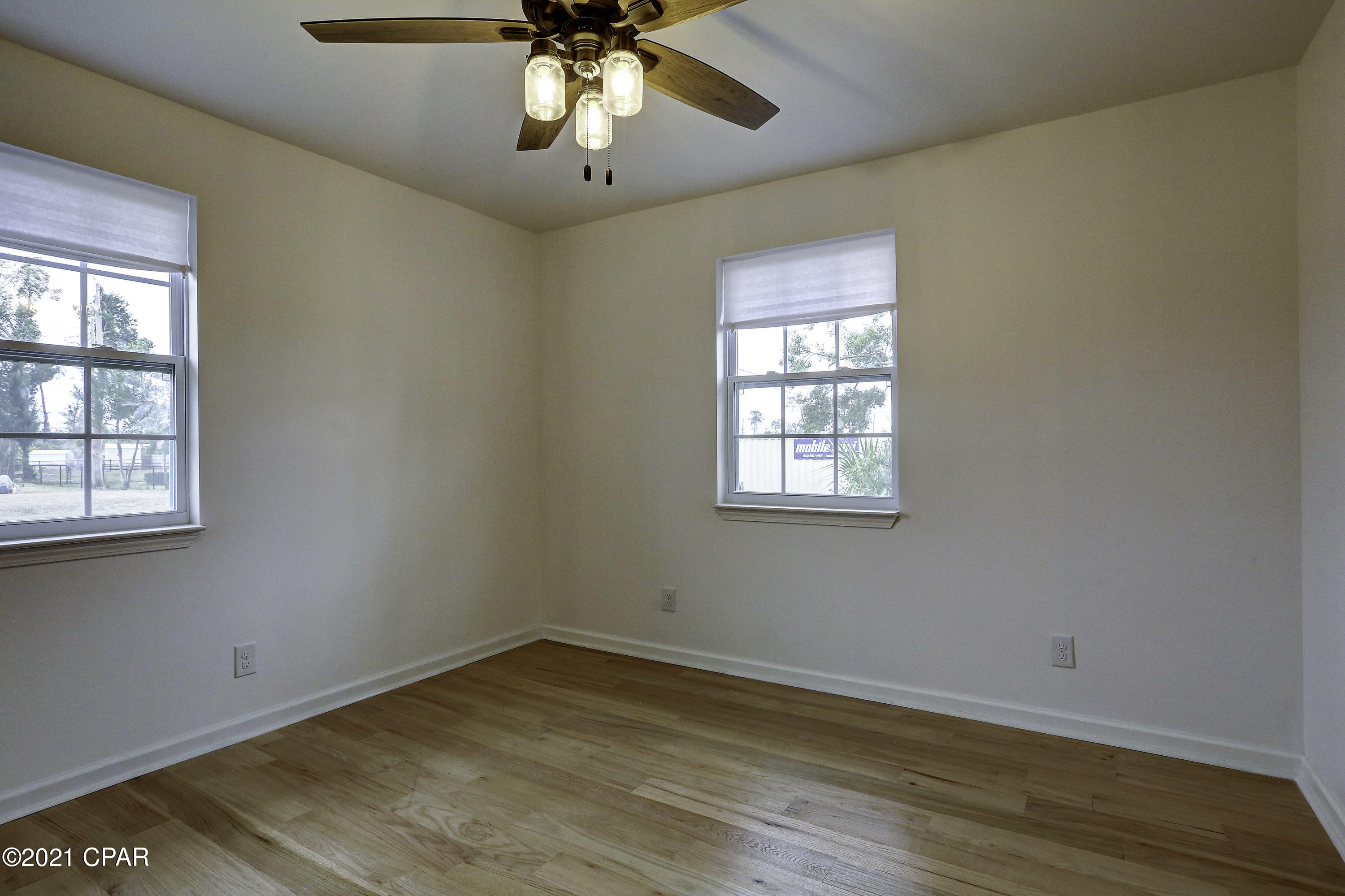 Hentz 1st Add Unit B - Residential