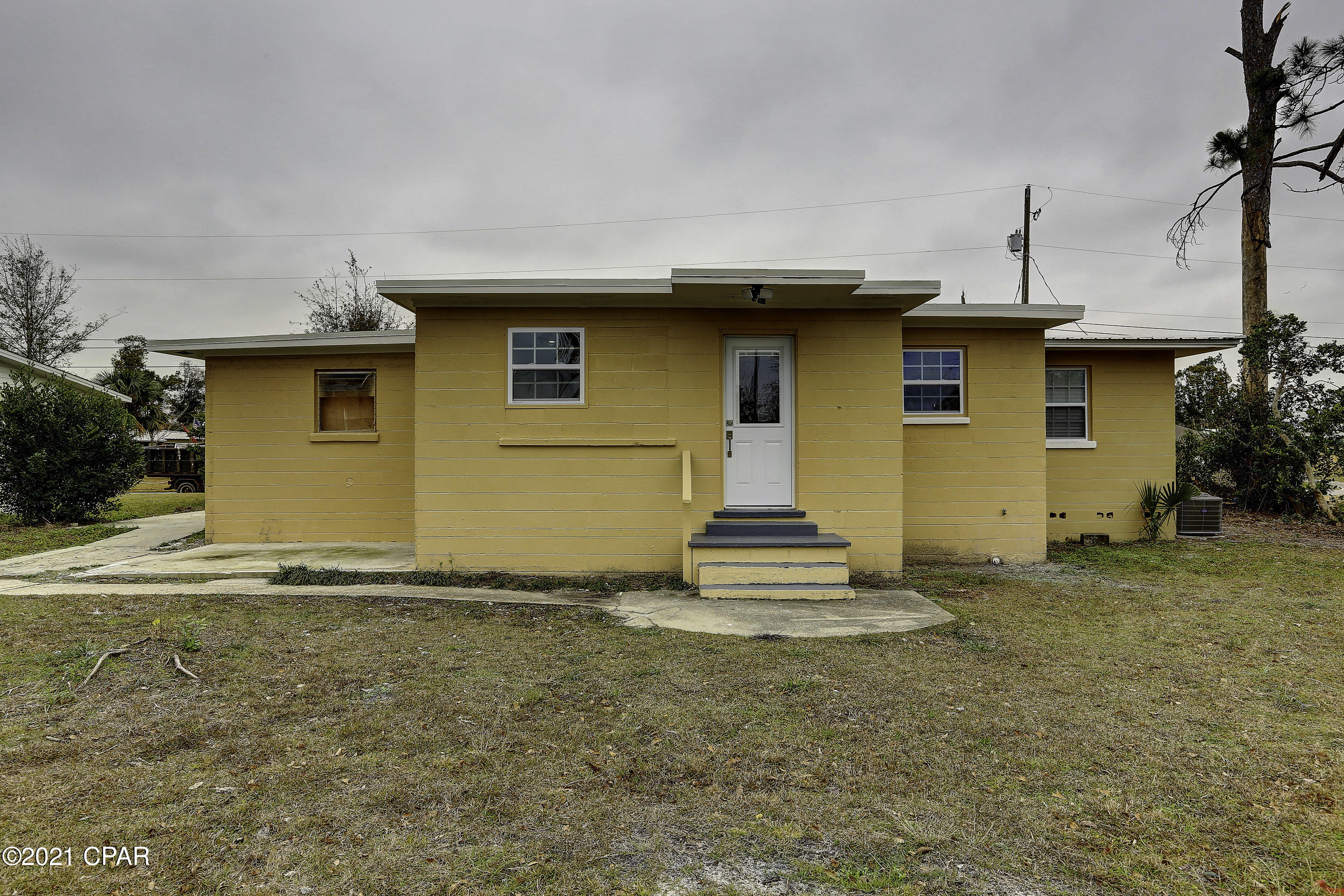 Hentz 1st Add Unit B - Residential