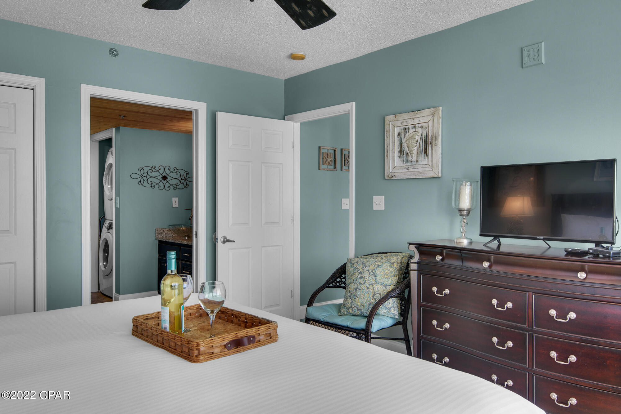 Long Beach Towers II - Residential