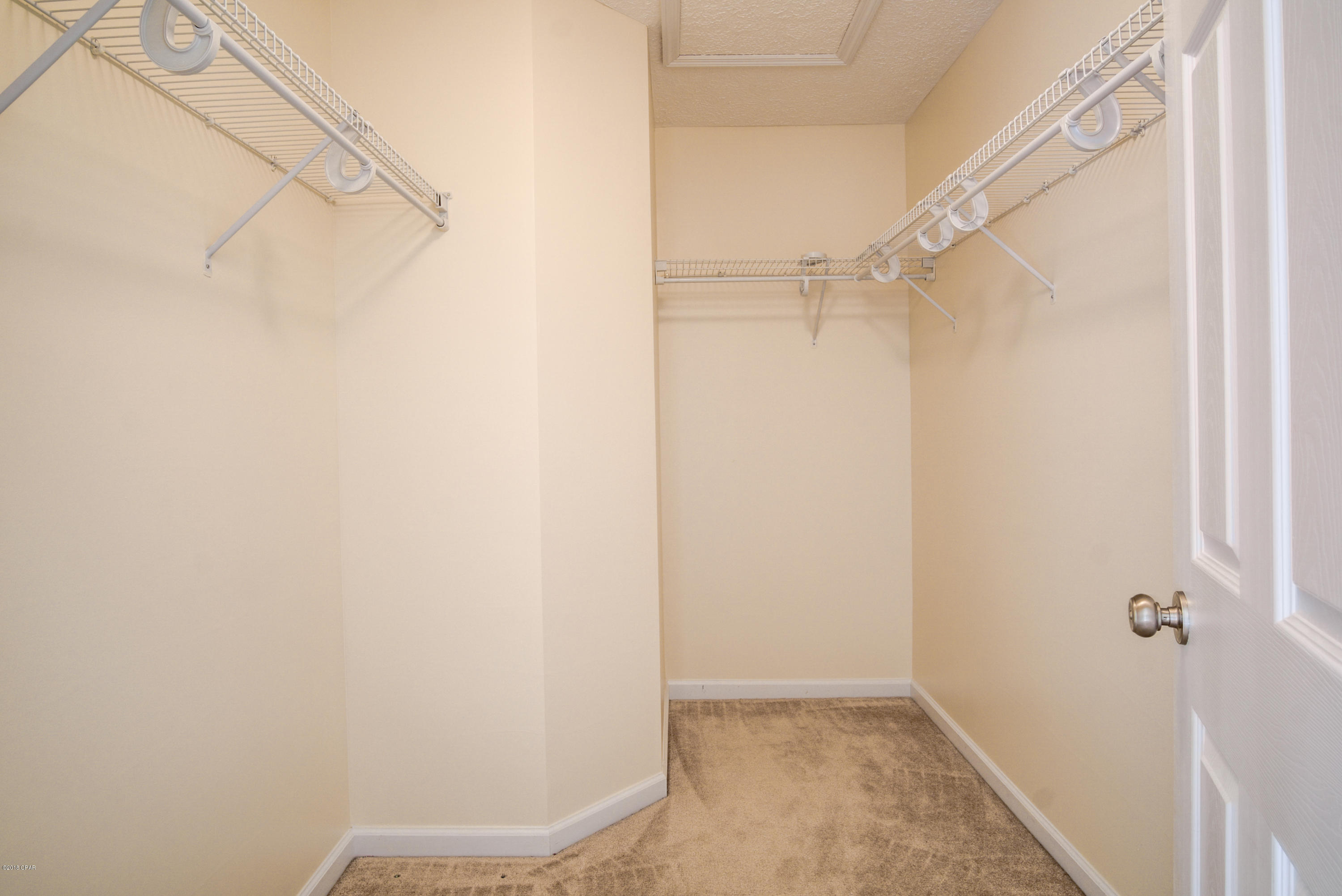 White Oaks - Residential