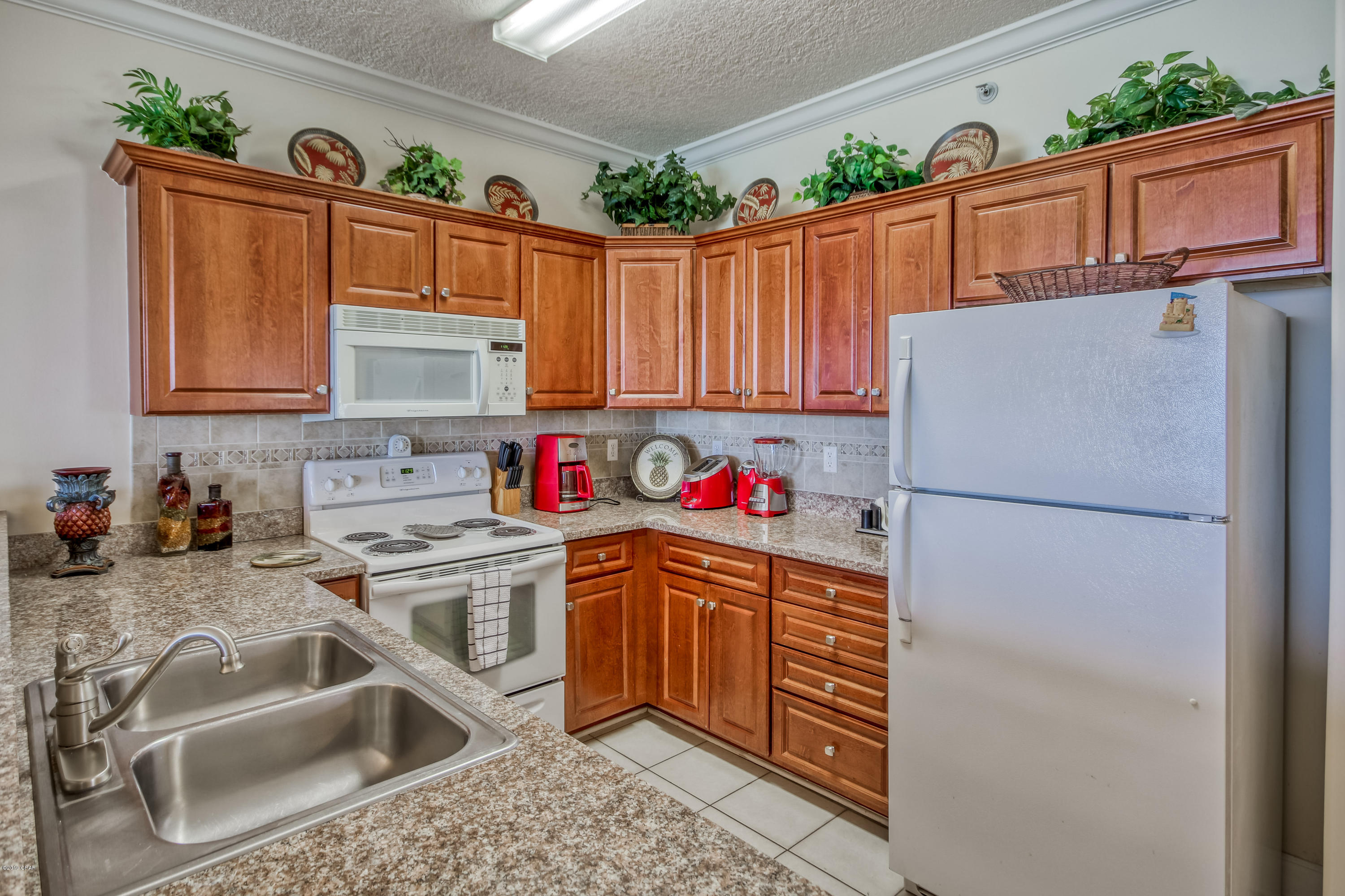 Twin Palms Resort - Residential