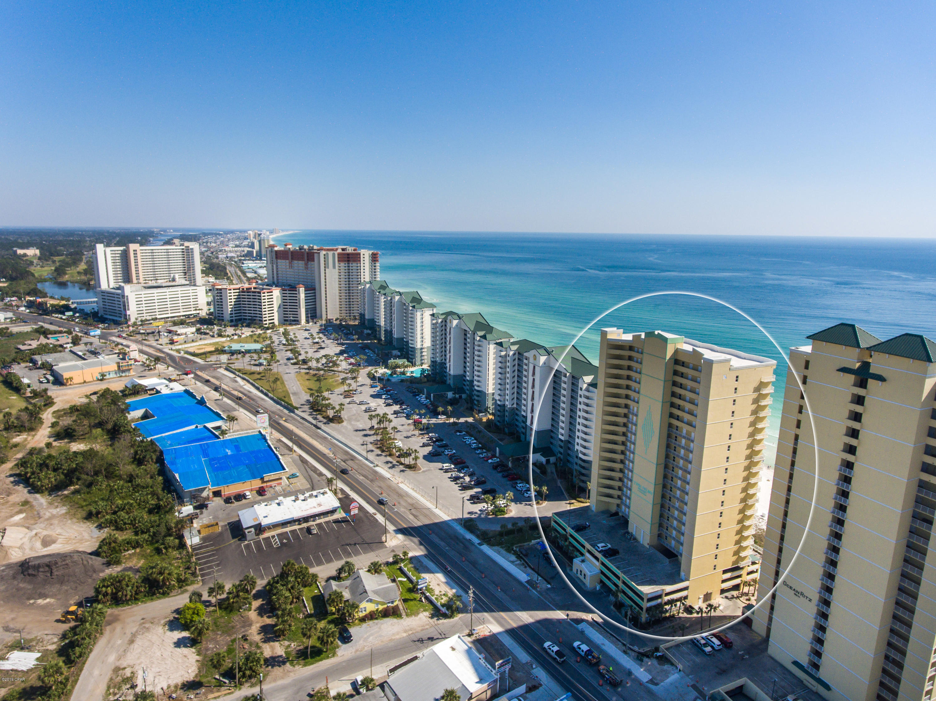 Twin Palms Resort - Residential