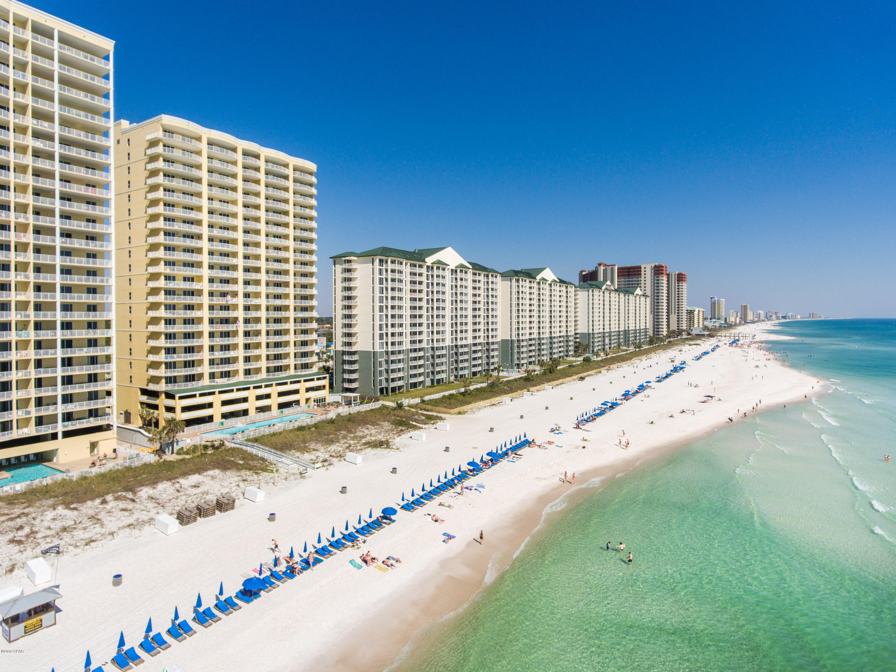 Twin Palms Resort - Residential