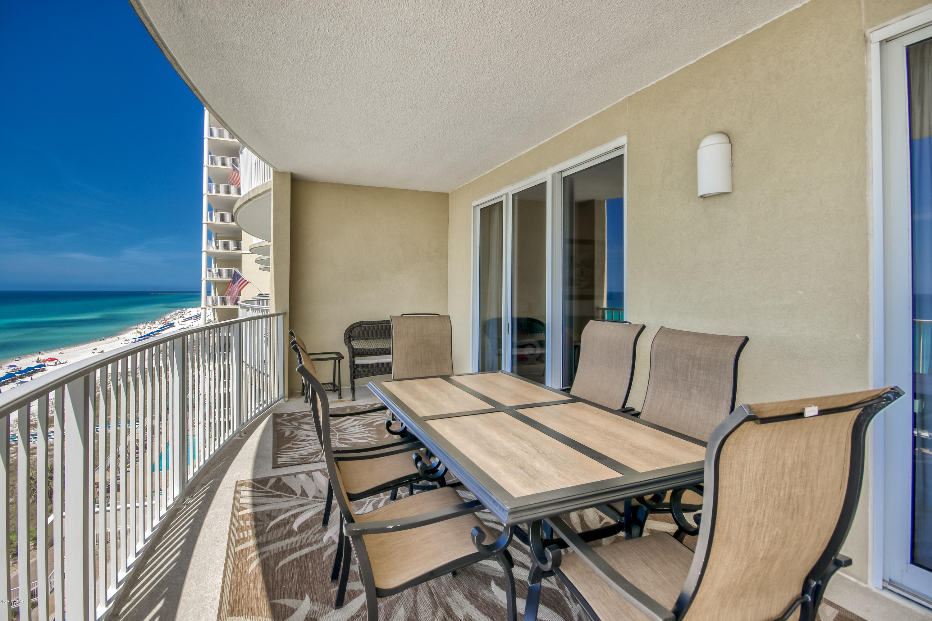 Twin Palms Resort - Residential