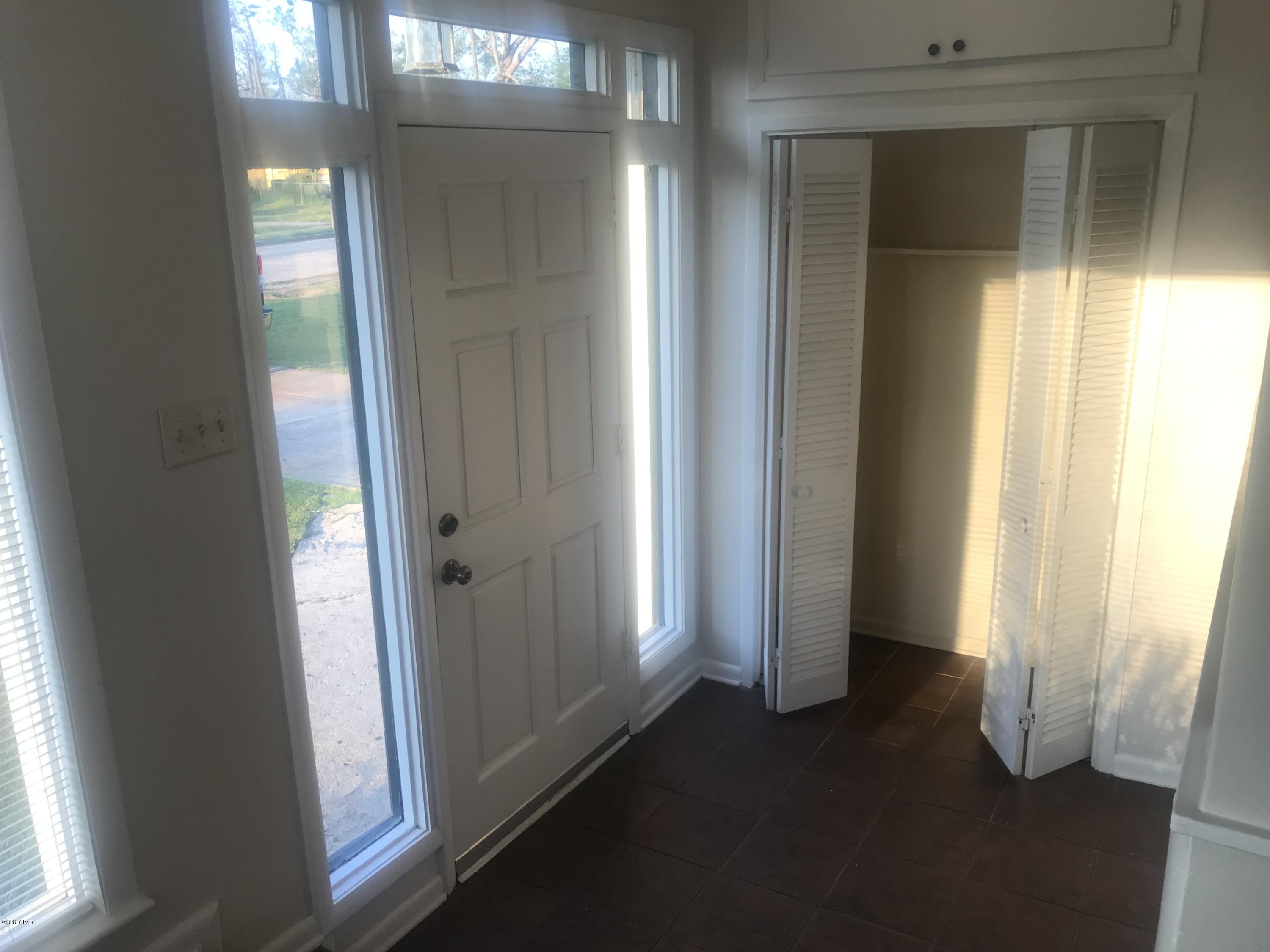 West Manor - Residential