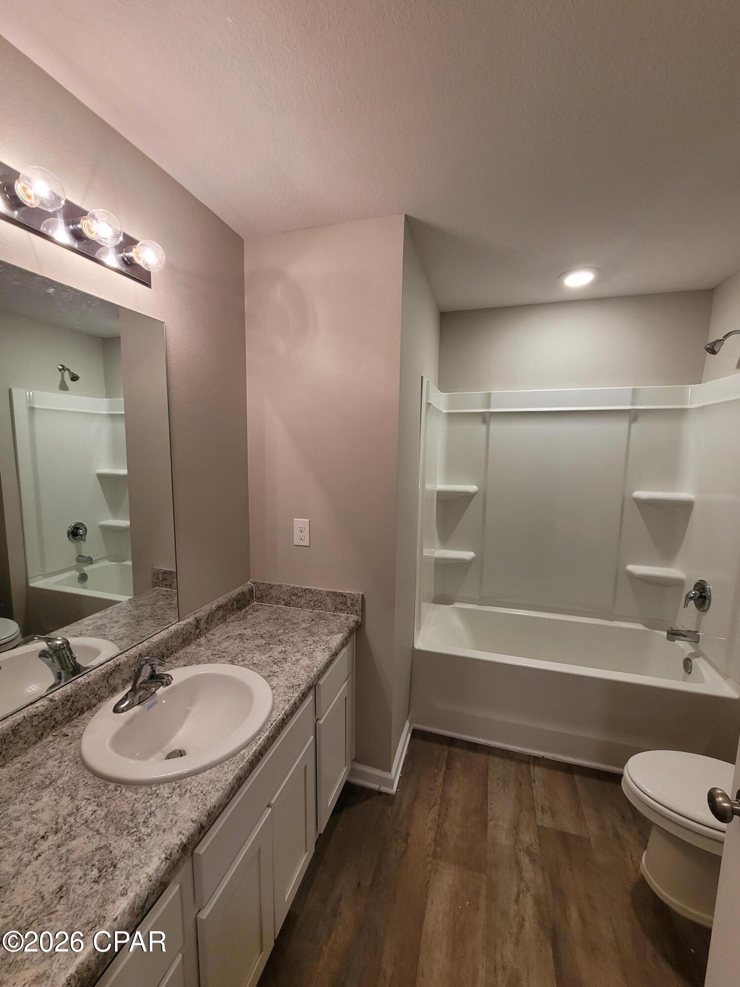 [No Recorded Subdiv] - Residential Lease