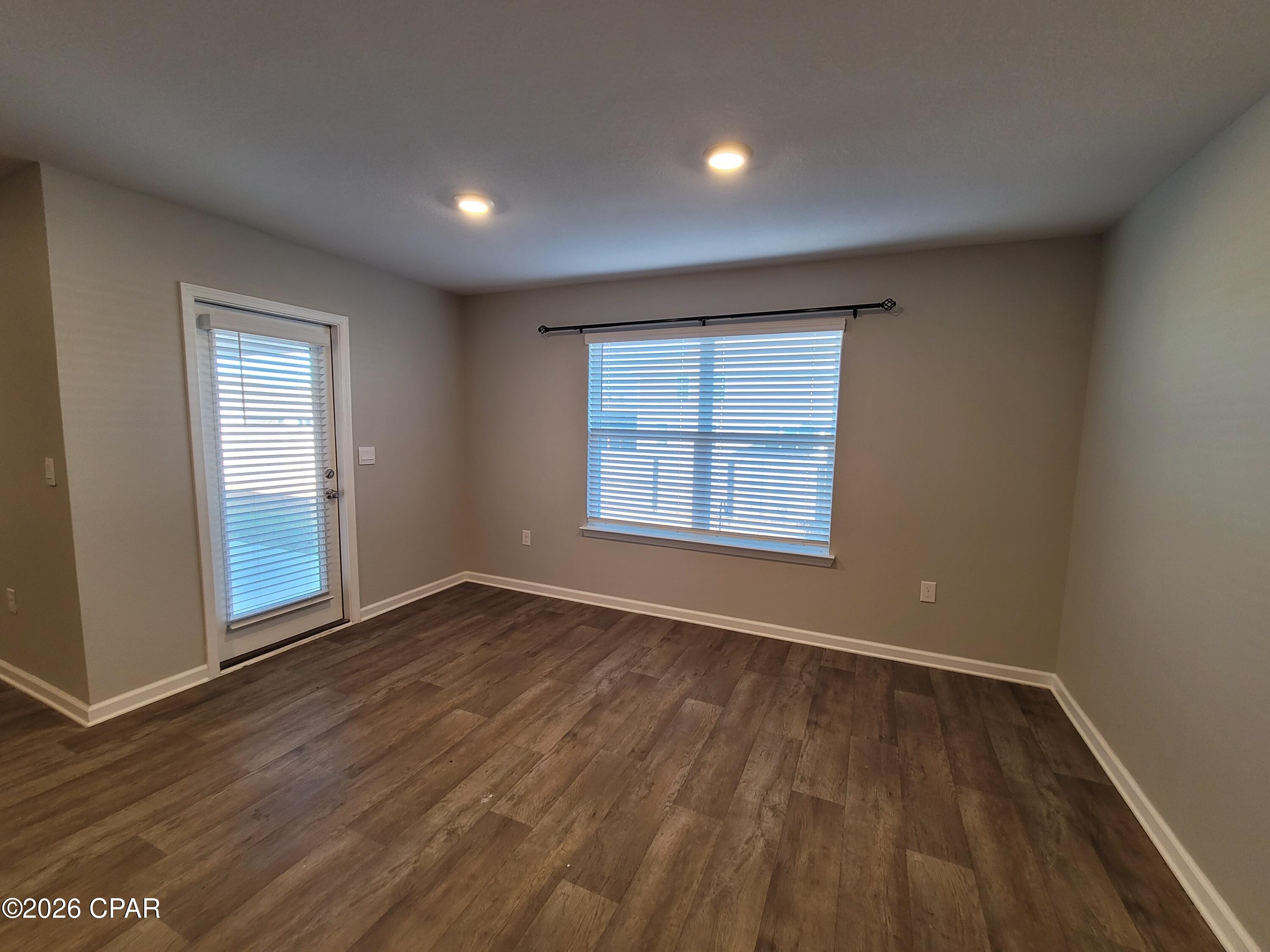 [No Recorded Subdiv] - Residential Lease