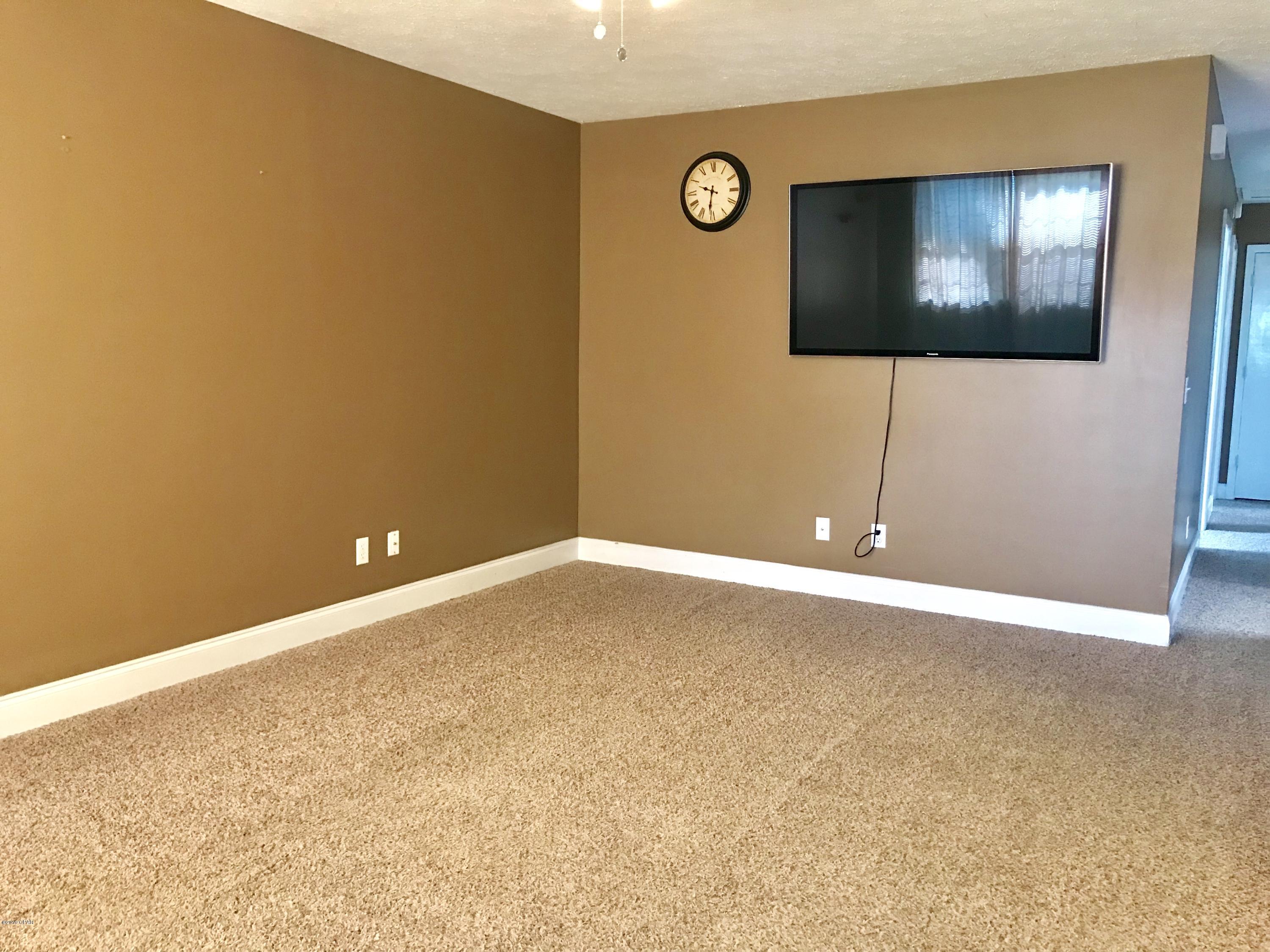 Belaire Estates U-5 - Residential