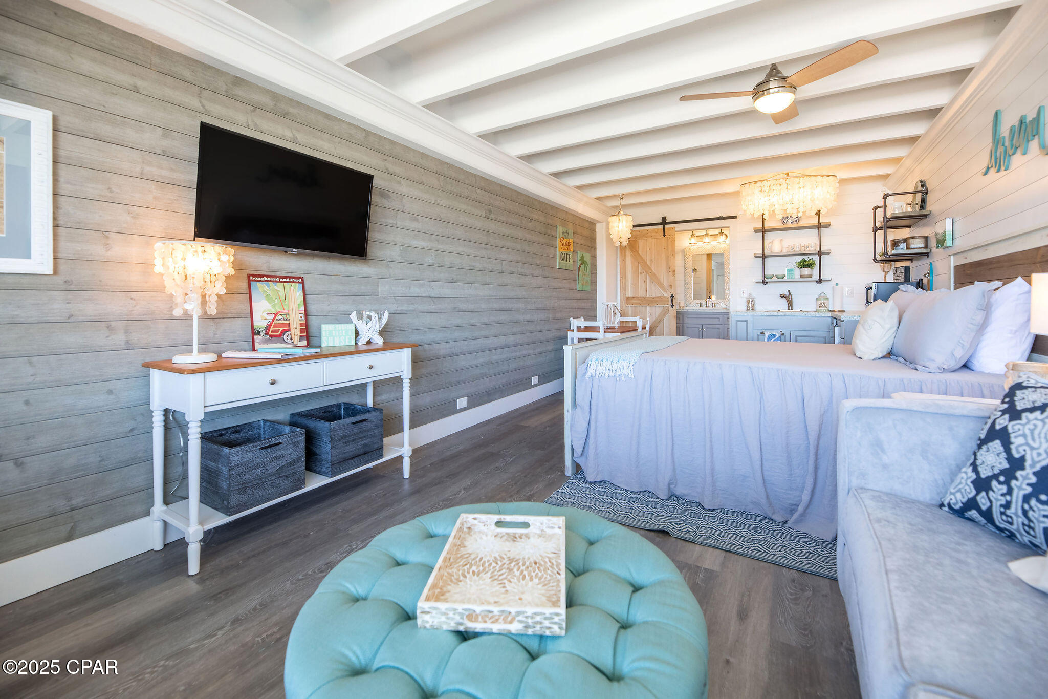 Fontainebleau Terrace - Residential