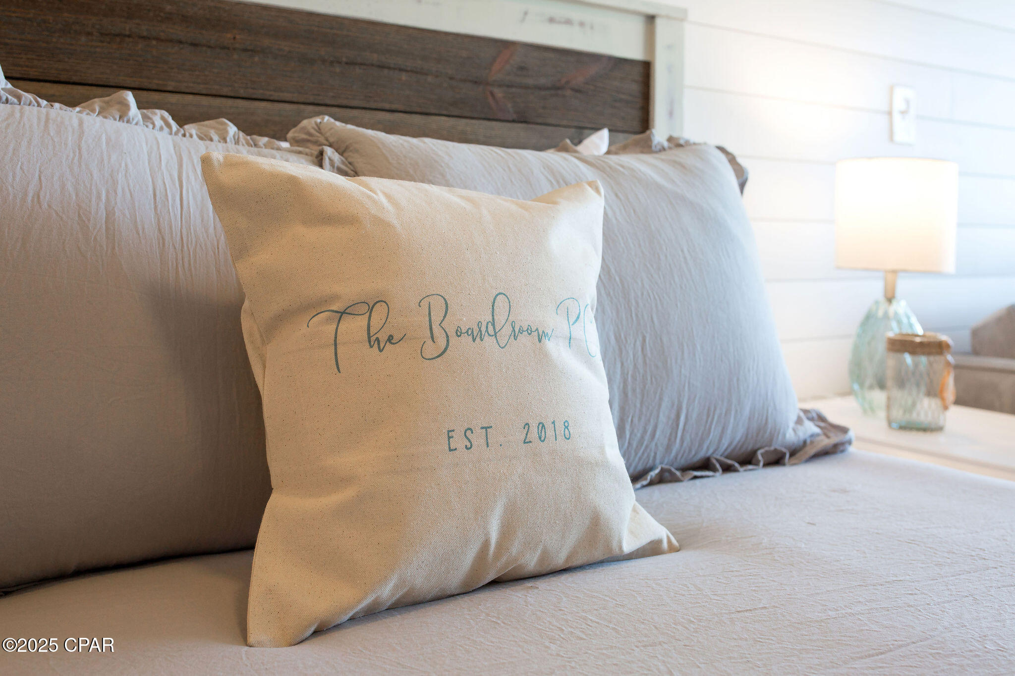 Fontainebleau Terrace - Residential