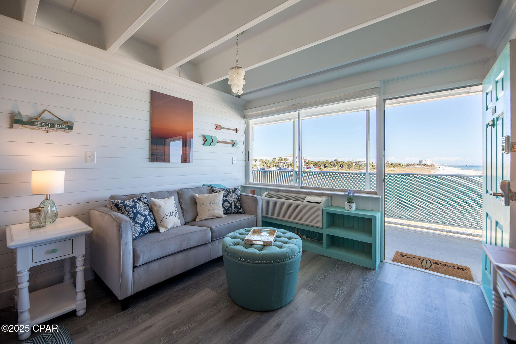 Fontainebleau Terrace - Residential