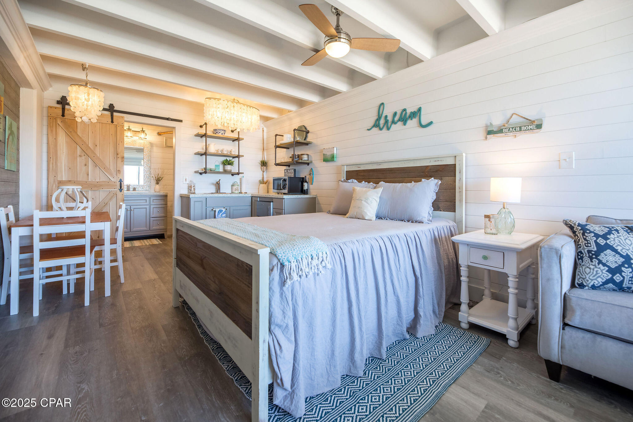 Fontainebleau Terrace - Residential