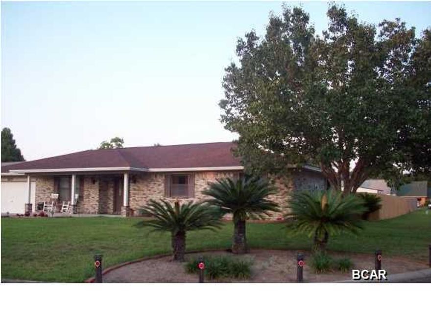 Beautifully landscaped 4 bedroom 2 bath home on a large corner lot in the sought after neighborhood of Derby Woods. Home has tile and hardwood floors, vaulted ceilings, open living area and a brick wood-burning fireplace. The kitchen has been updated with solid oak cabinets, stainless steel appliances, granite counter tops and a walk-in pantry allows for plenty of storage space. A separate dining area is on one side of the kitchen and a laundry room is on the other side leading to a double car garage. The back yard has a covered back porch, patio and privacy fence with a double gate that can be used for parking a boat or RV. * Available for a June move. ** Sorry, no cats. ***All measurements are approximate.