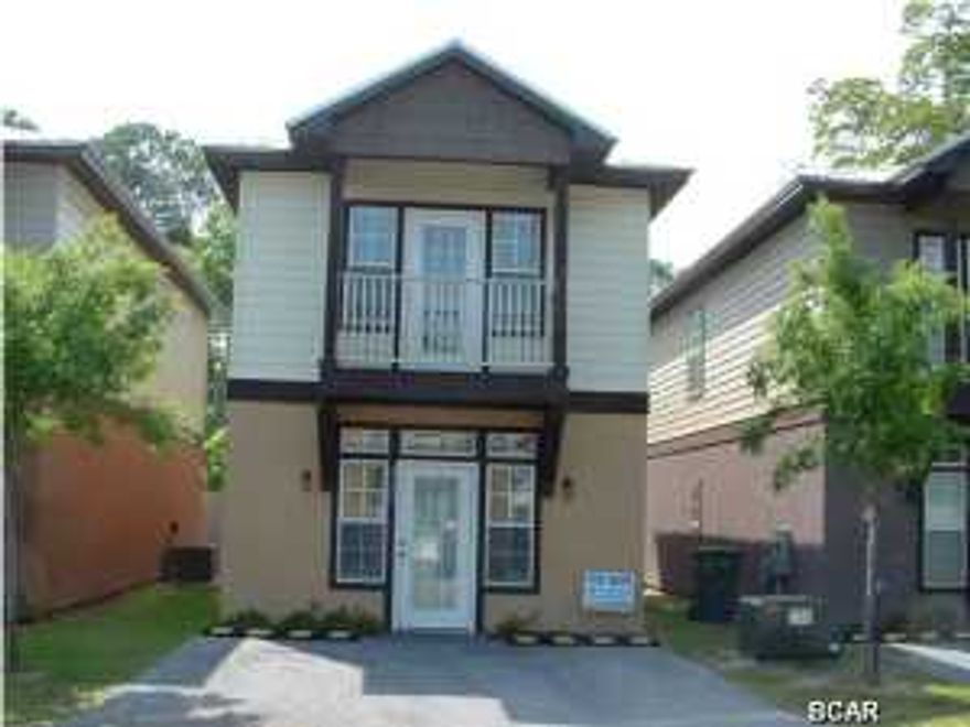 Beautiful 2 bedroom w/office, located in the community of Mimosa Place. This home comes featuring custom cherry cabinets, solid surface countertops, stainless steel appliances, walk-in pantry, walk-in closets, fenced backyard, balcony off additional bedroom, and washer and dryer connections.