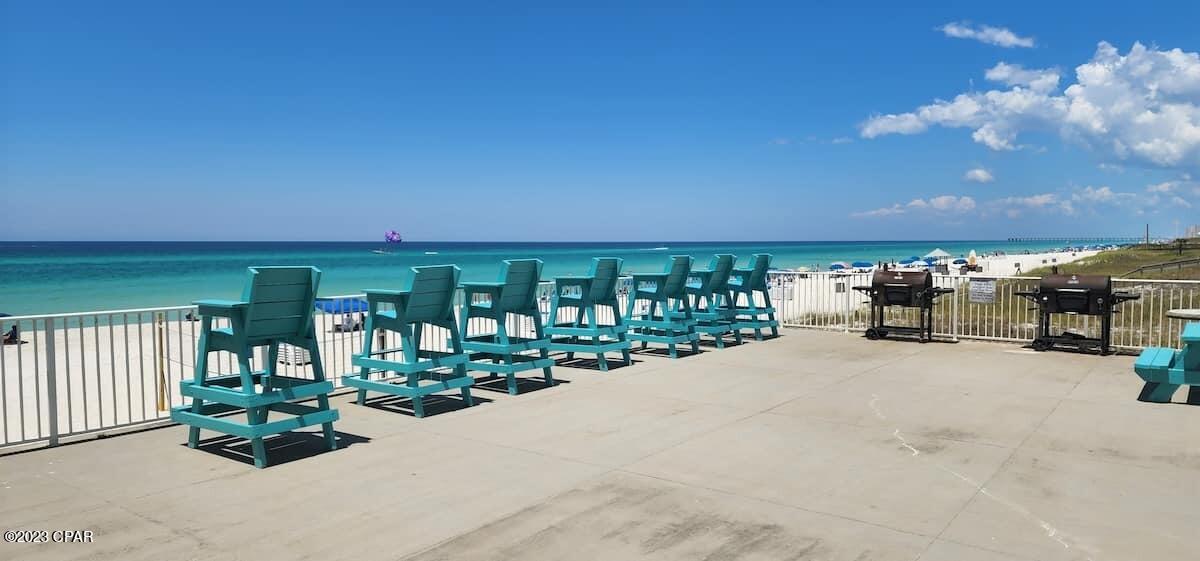 Fontainebleau Terrace - Residential