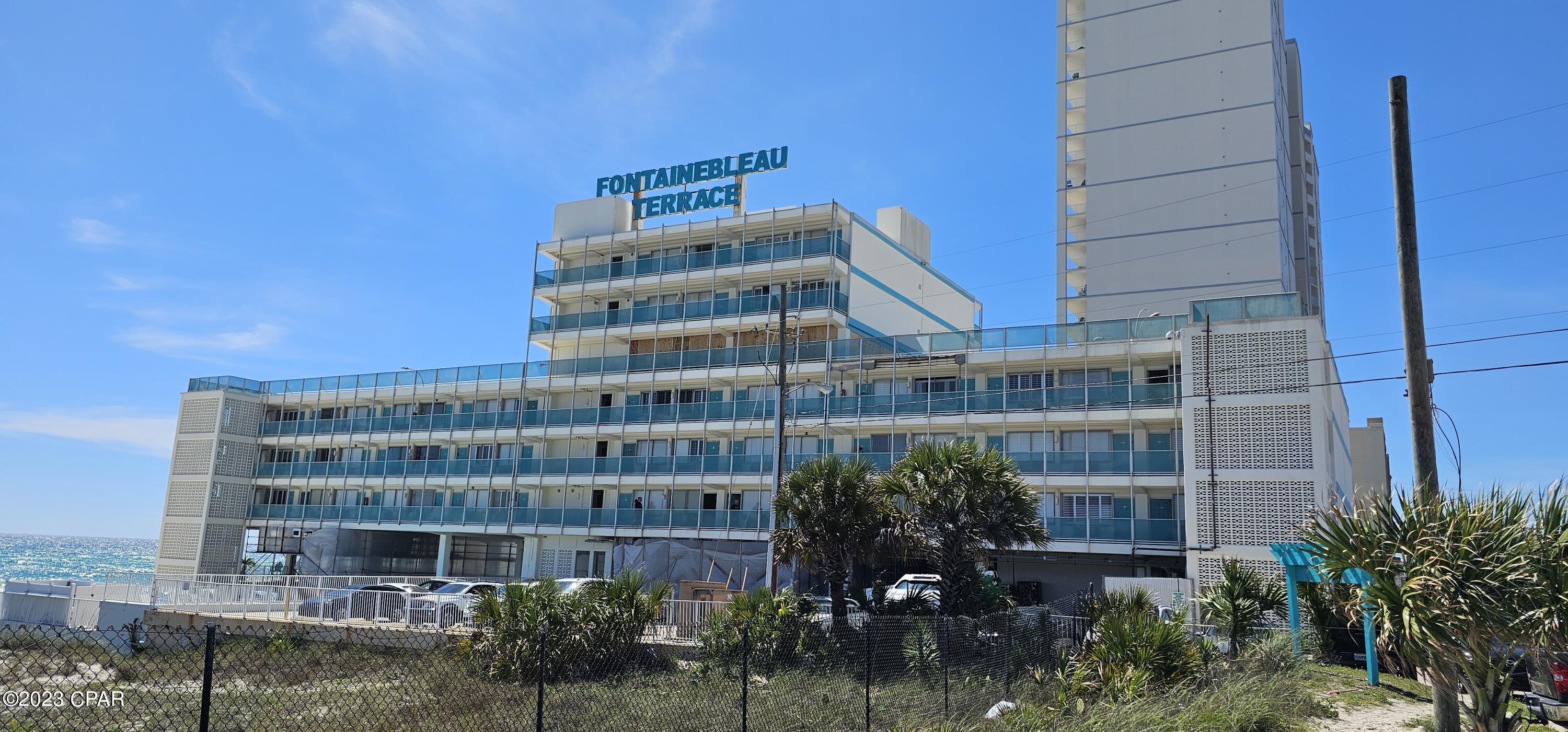 Fontainebleau Terrace - Residential