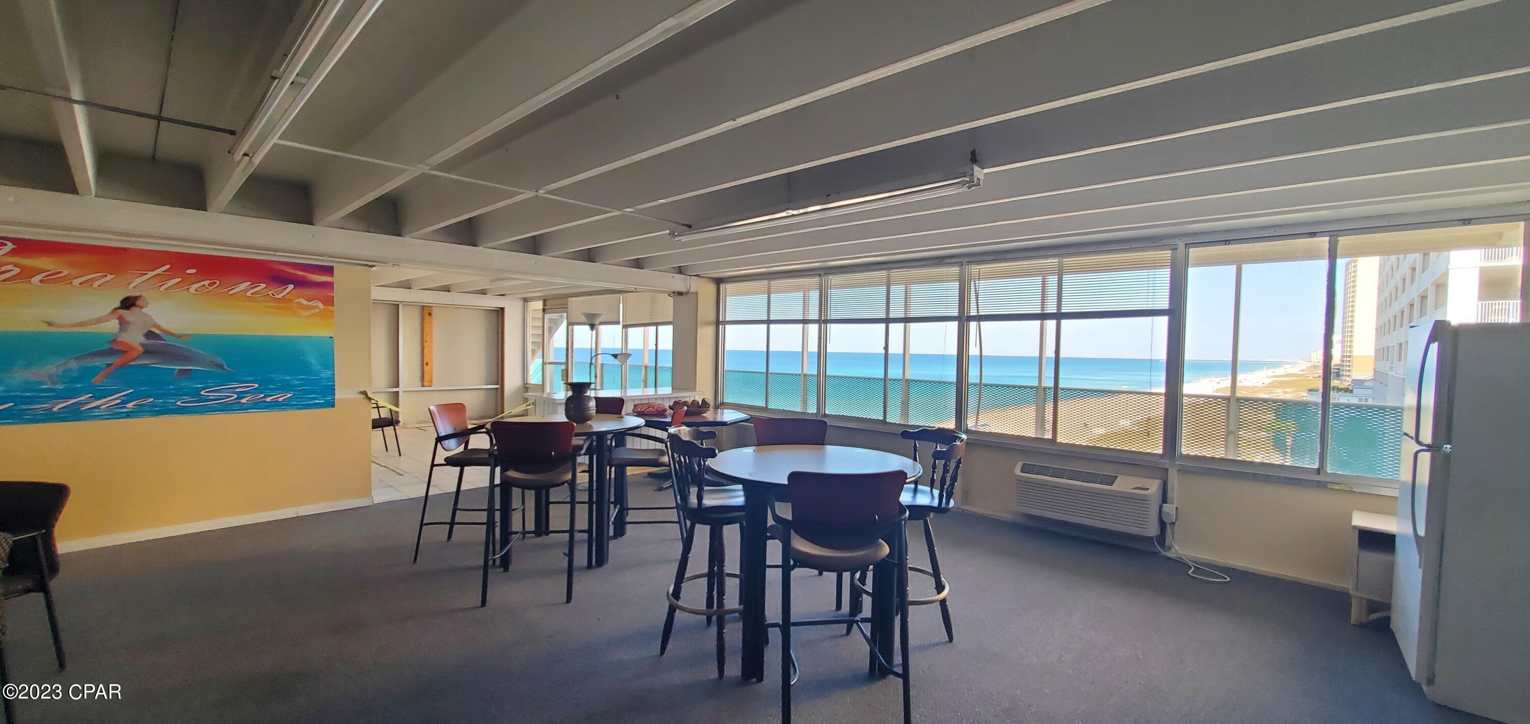 Fontainebleau Terrace - Residential