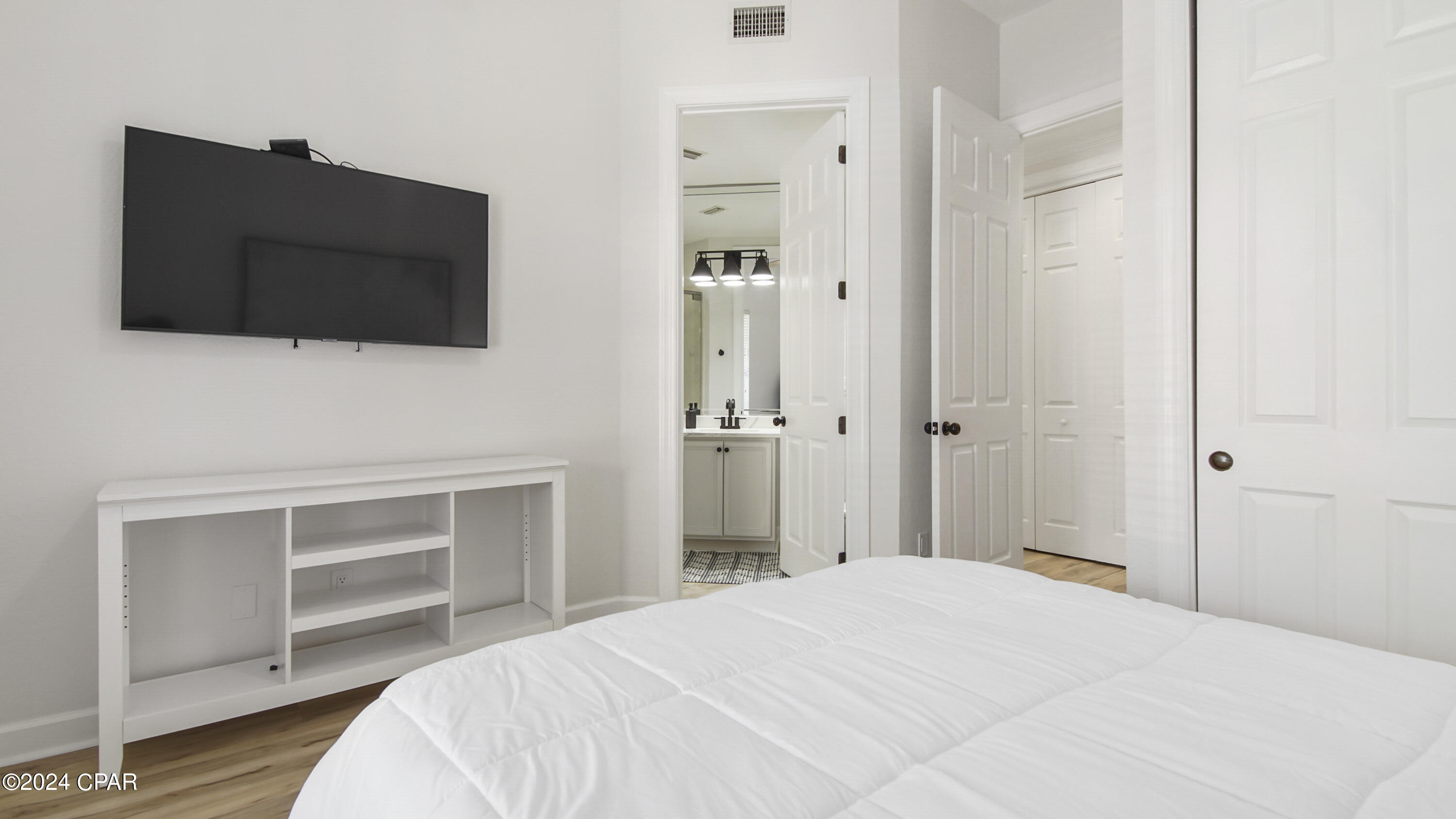 Crystal Cove - Residential Lease