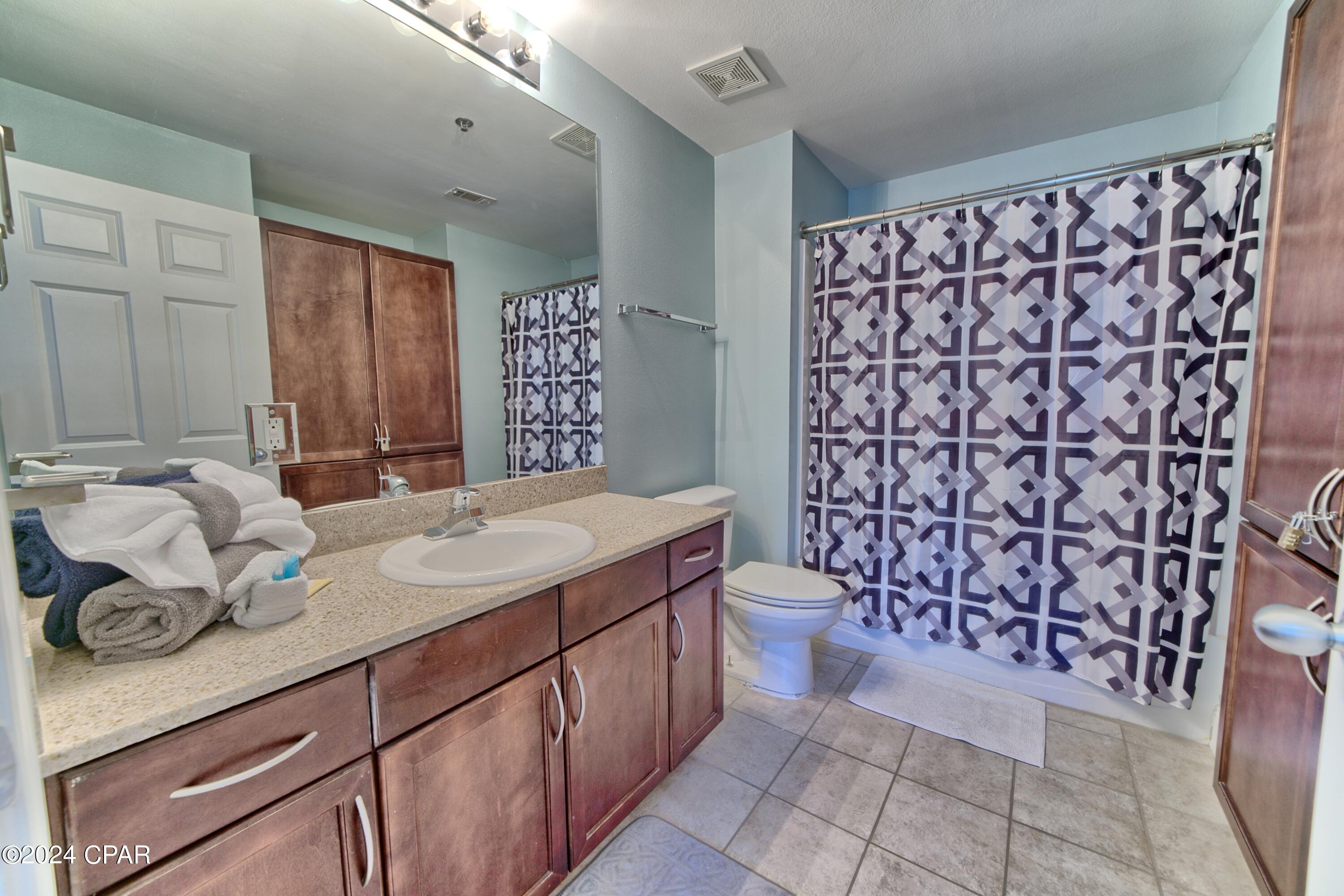 Laketown Wharf - Residential