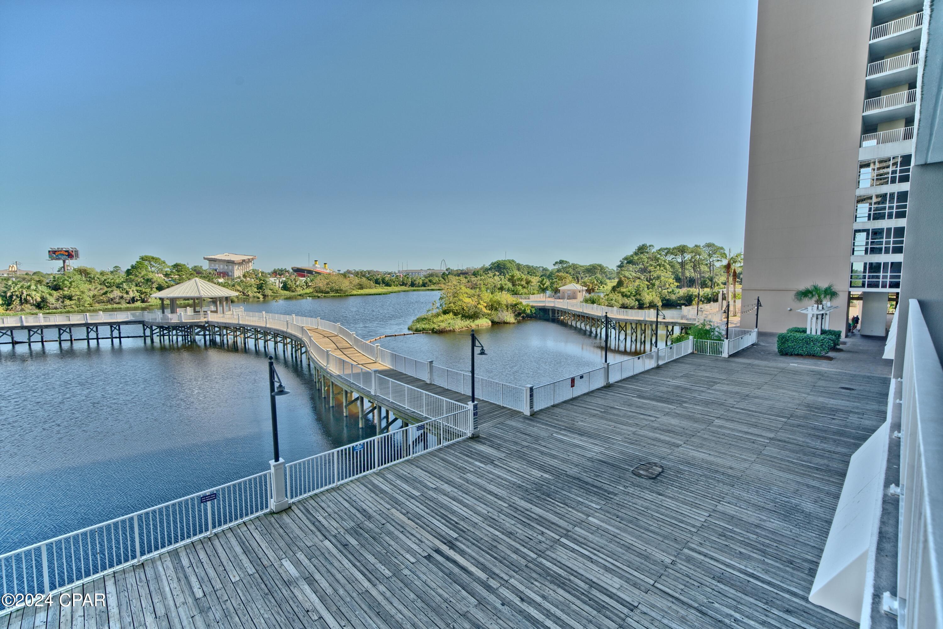 Laketown Wharf - Residential