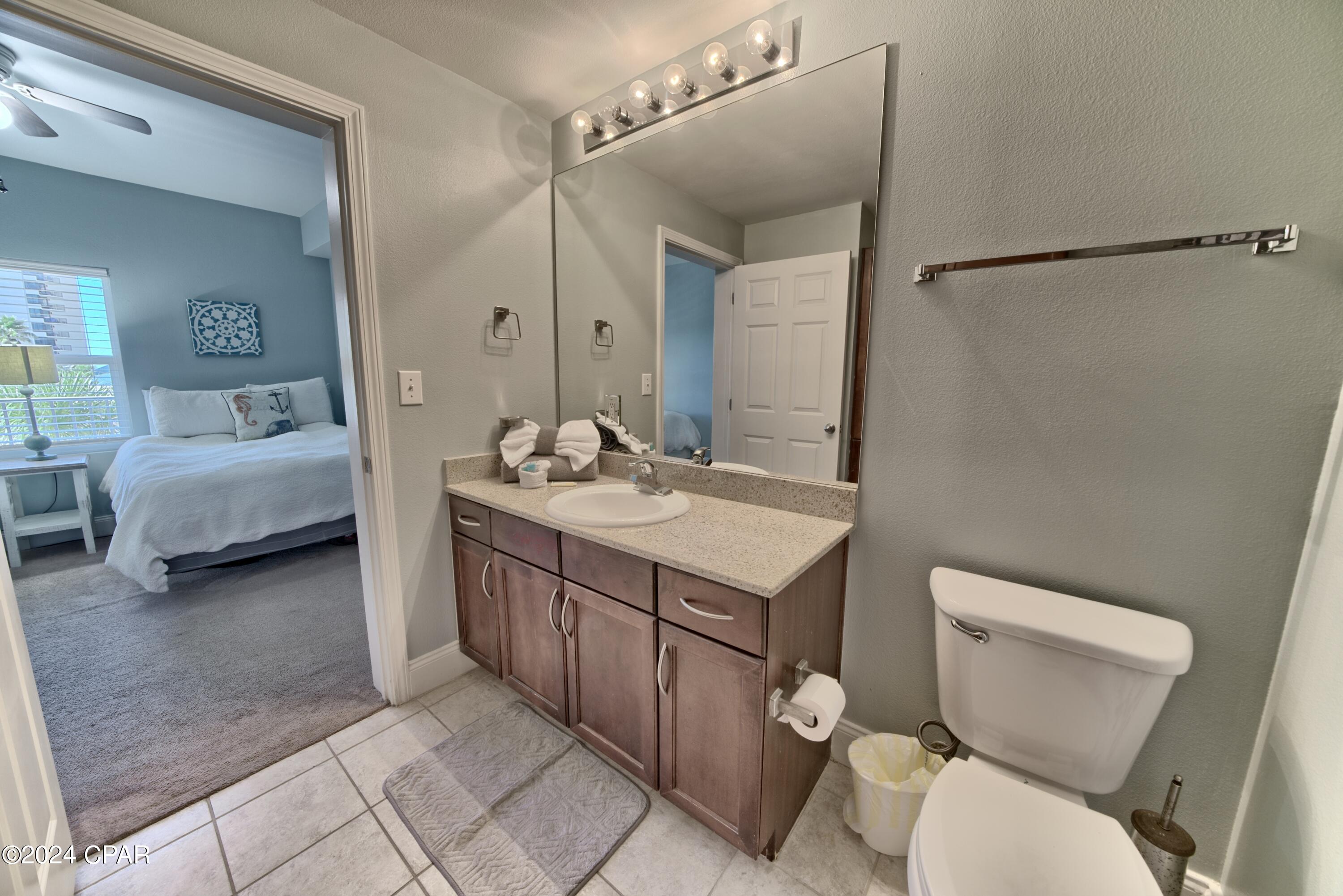 Laketown Wharf - Residential