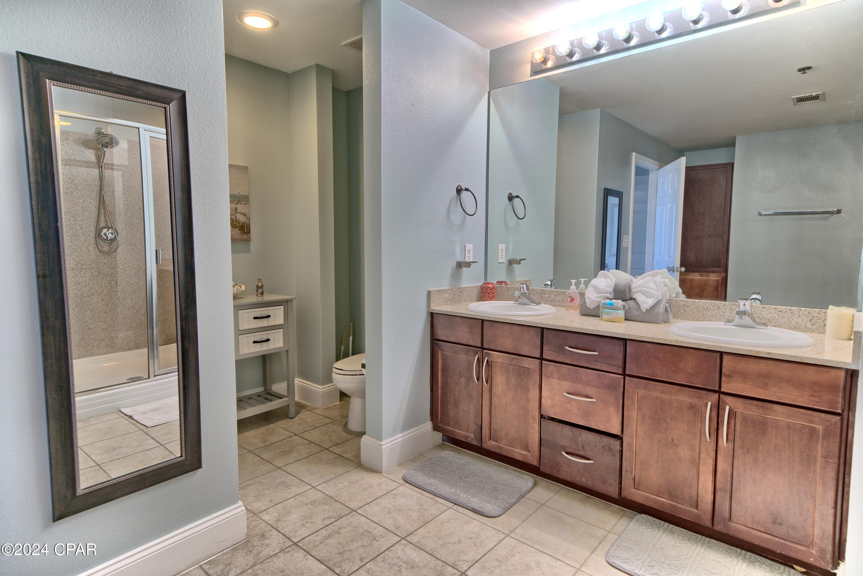 Laketown Wharf - Residential