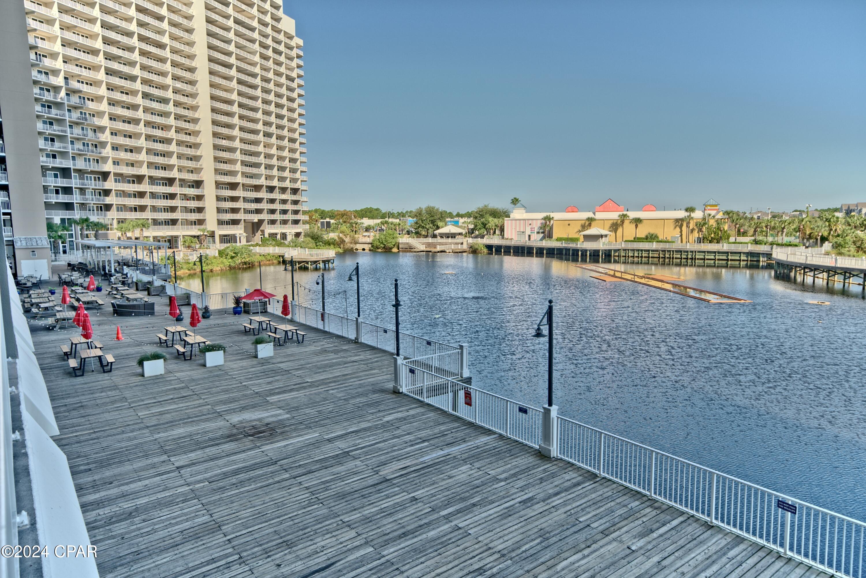 Laketown Wharf - Residential