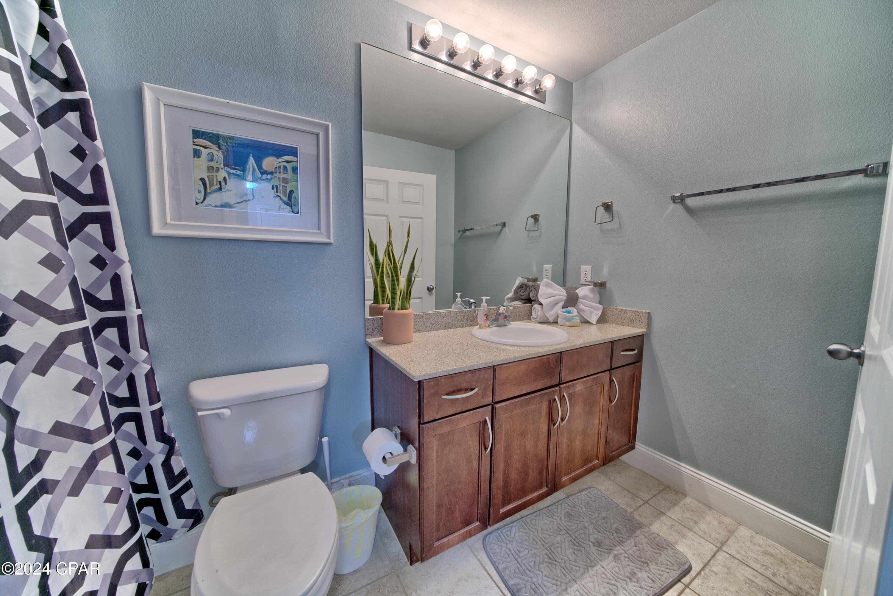 Laketown Wharf - Residential