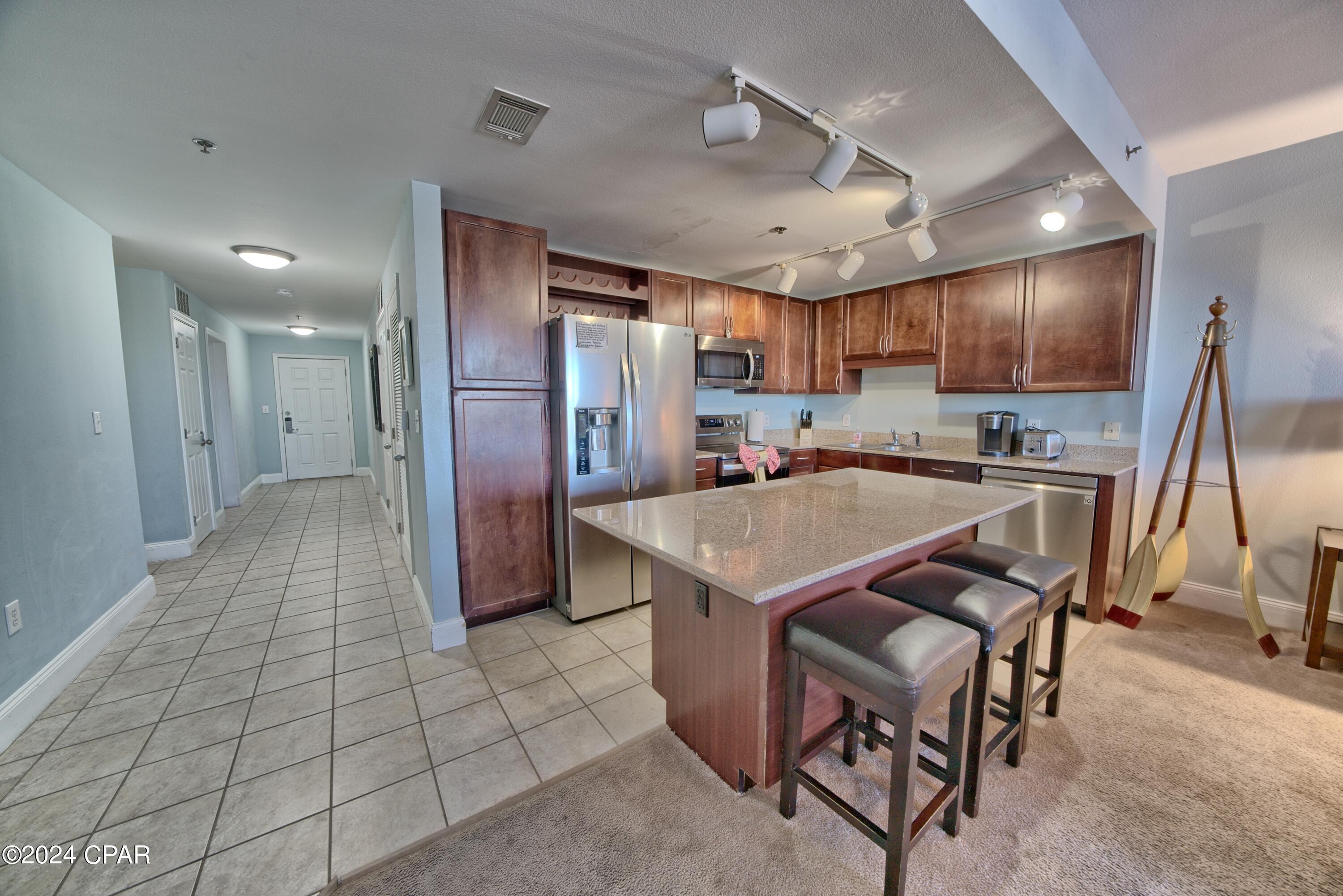 Laketown Wharf - Residential