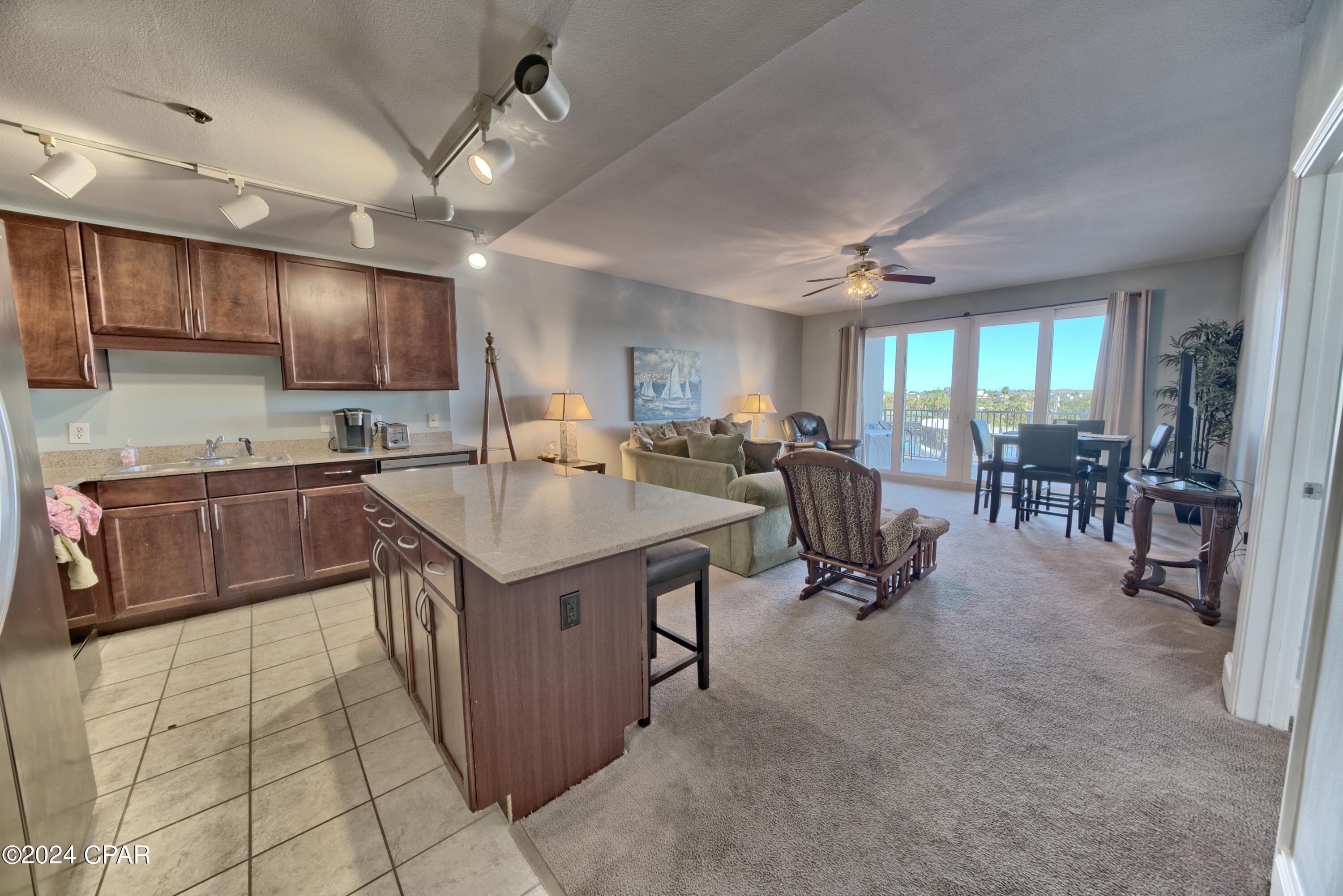 Laketown Wharf - Residential