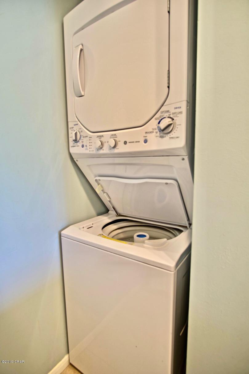 Edgewater Golf Villas V-A - Residential