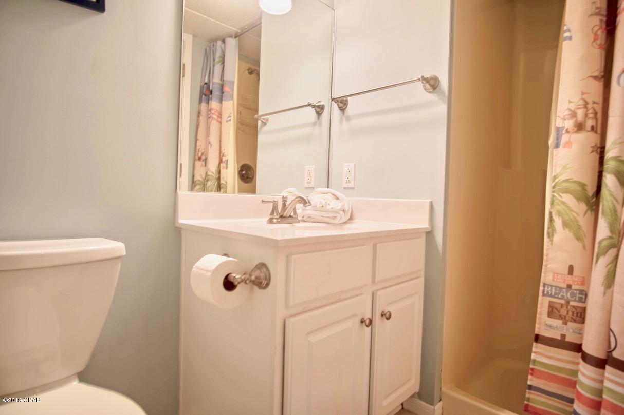 Edgewater Golf Villas V-A - Residential