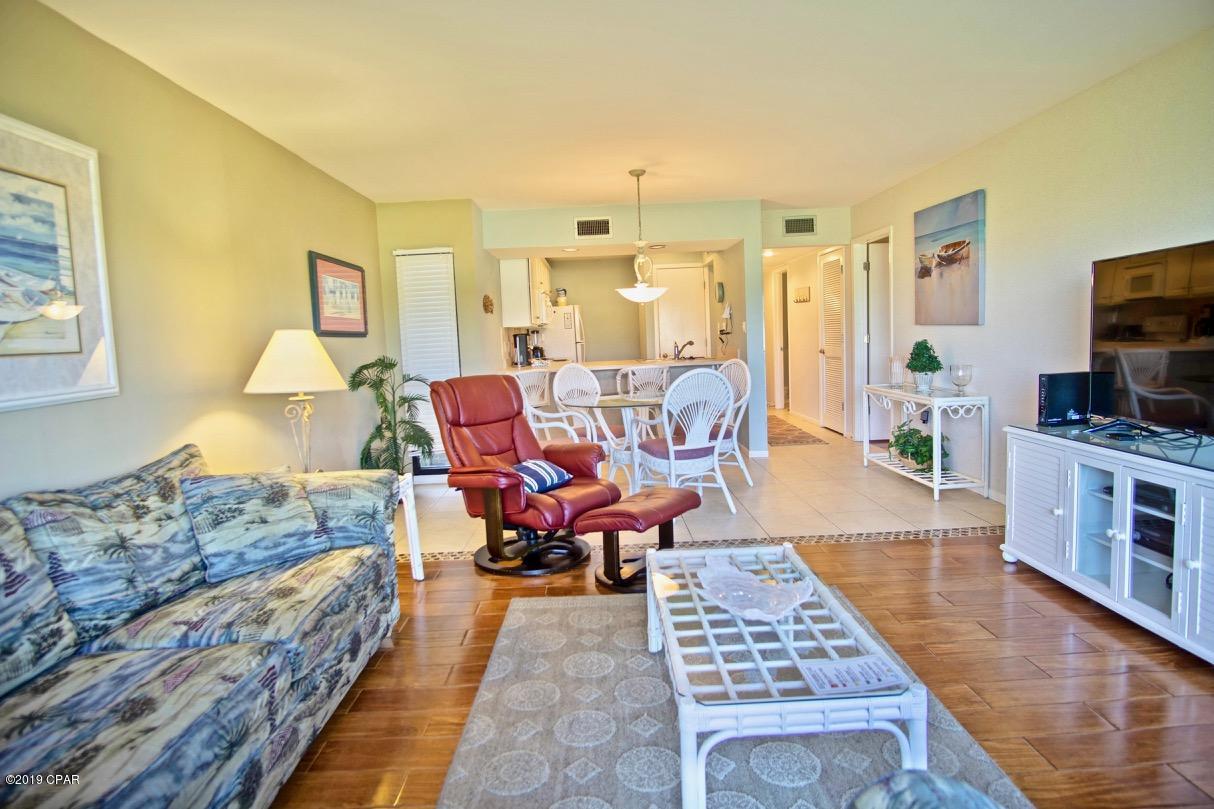 Edgewater Golf Villas V-A - Residential