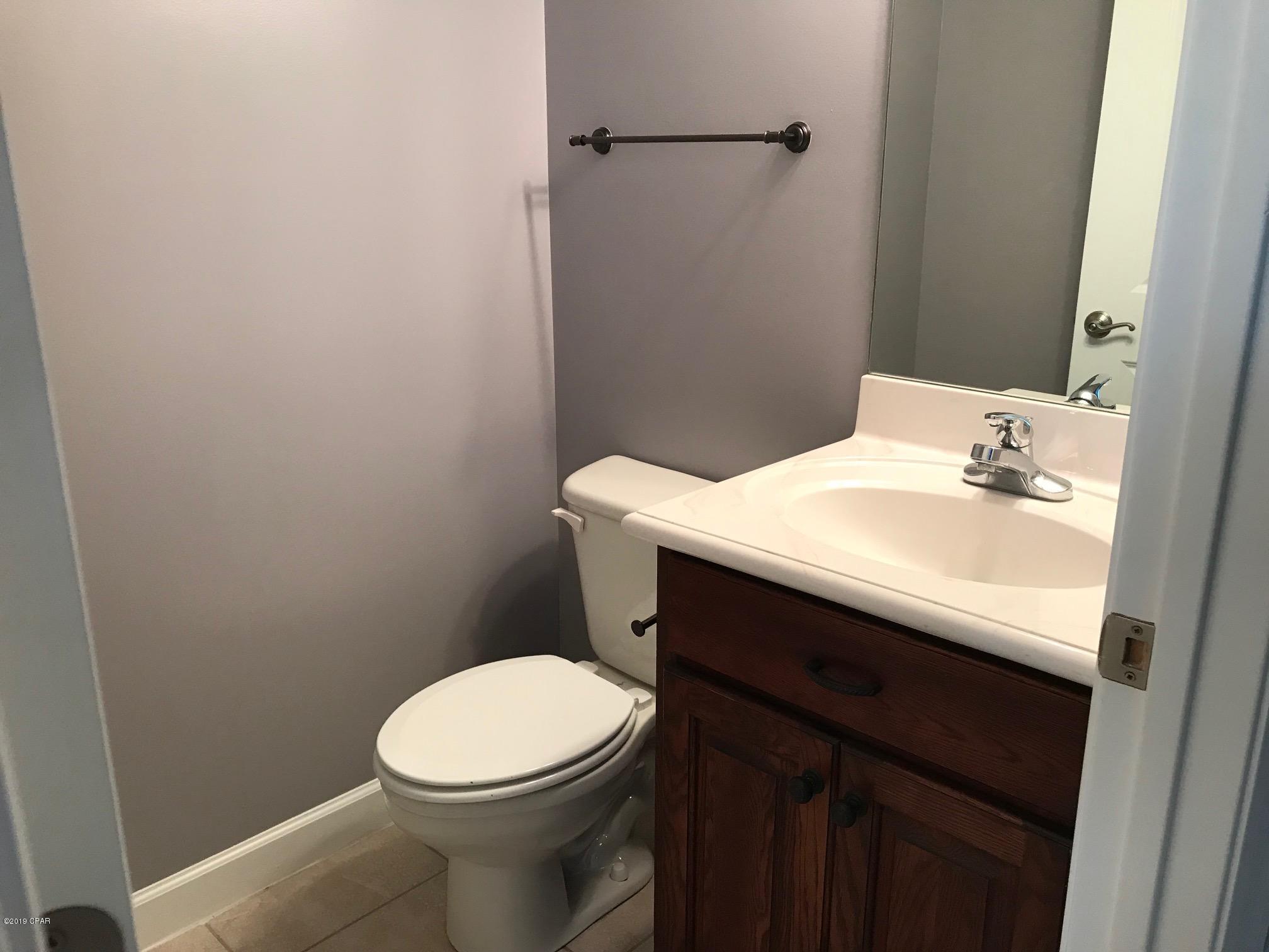 Ashlee Manor - Residential